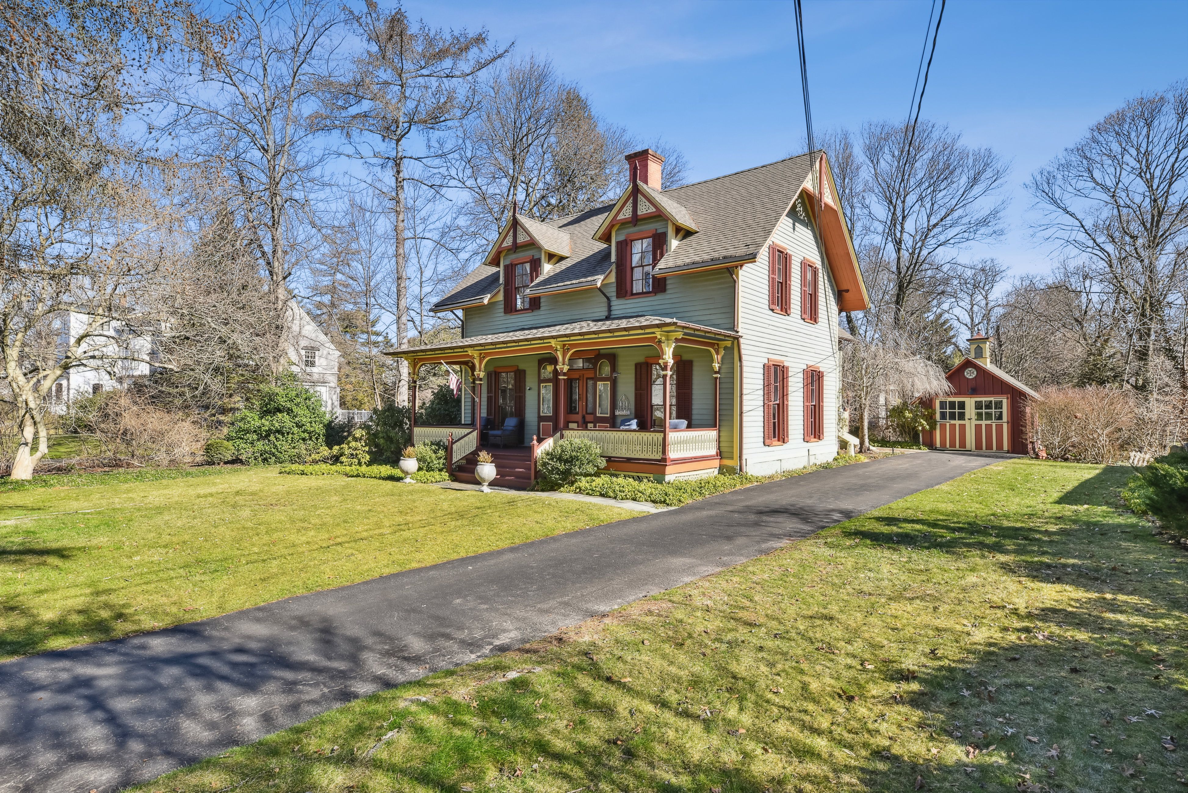 31 Hobart Avenue 