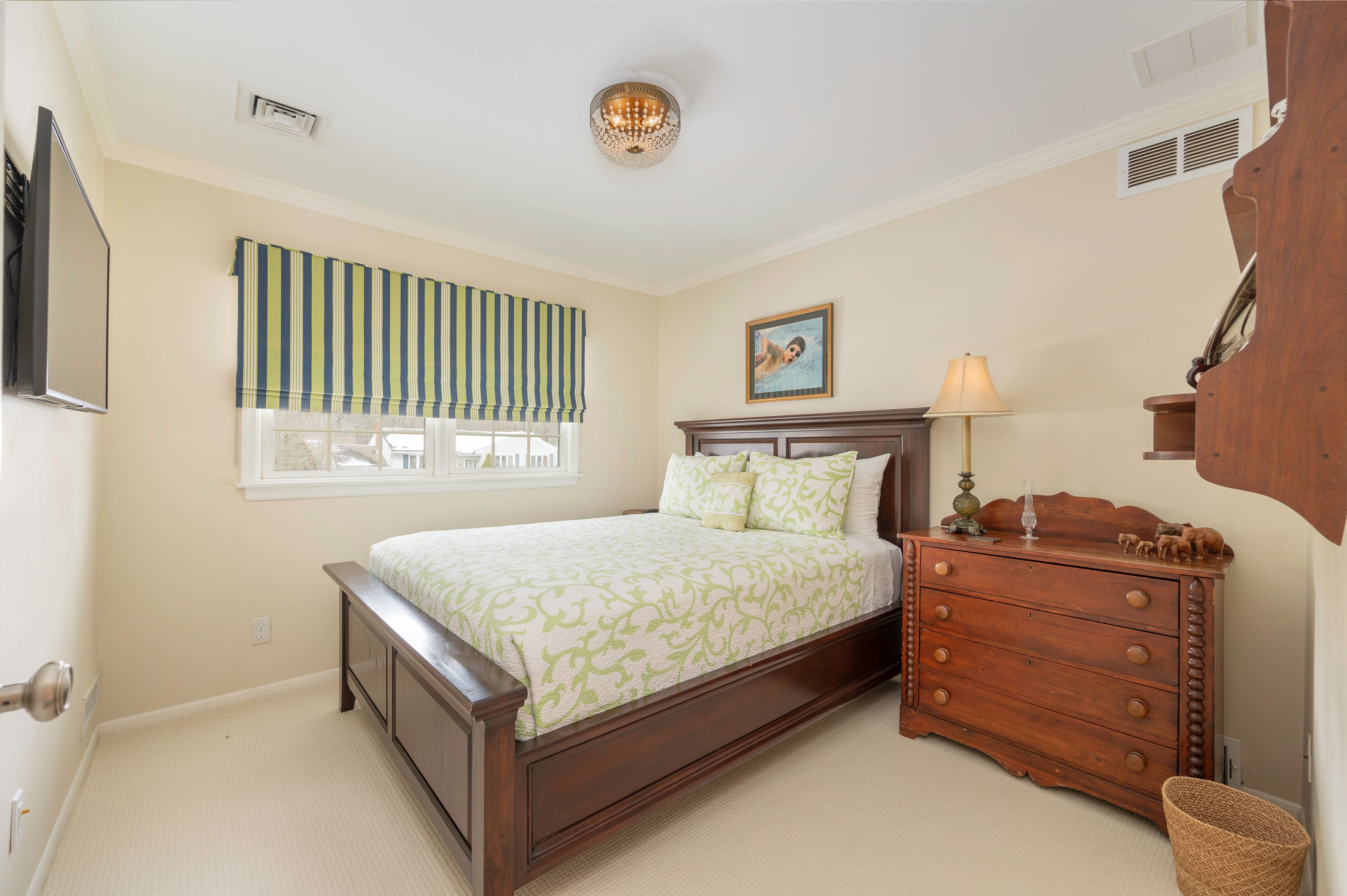 15 Walton Avenue 