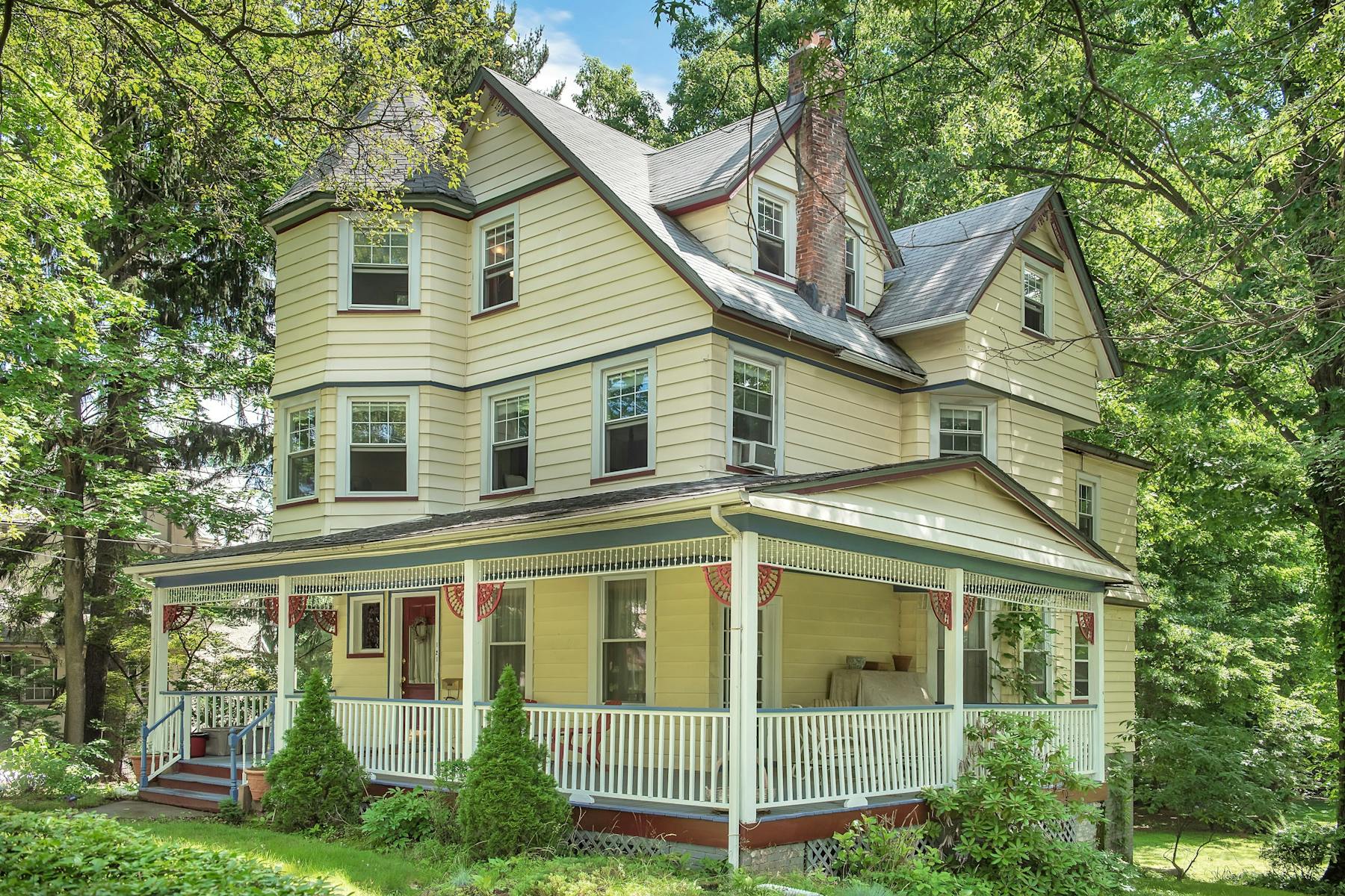 121 Harrison Ave 