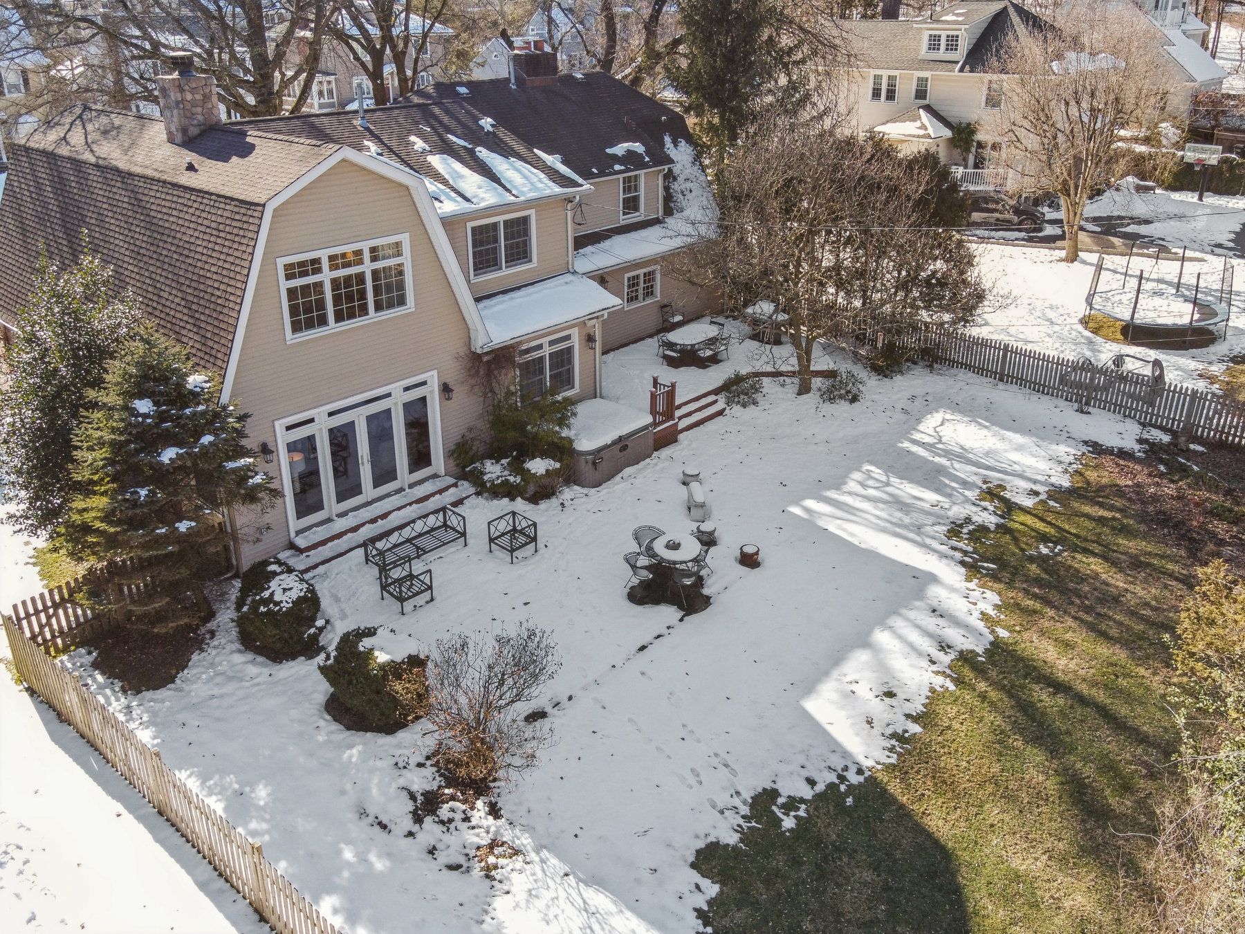 25 Laurel Place 