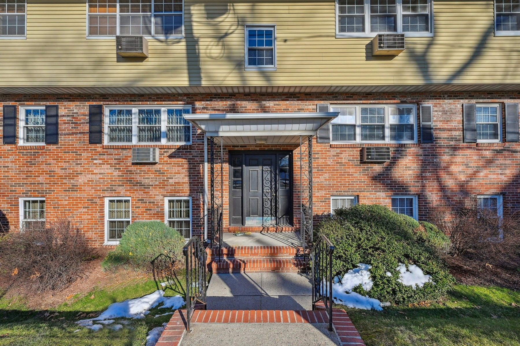 355 Broad St Unit# B6