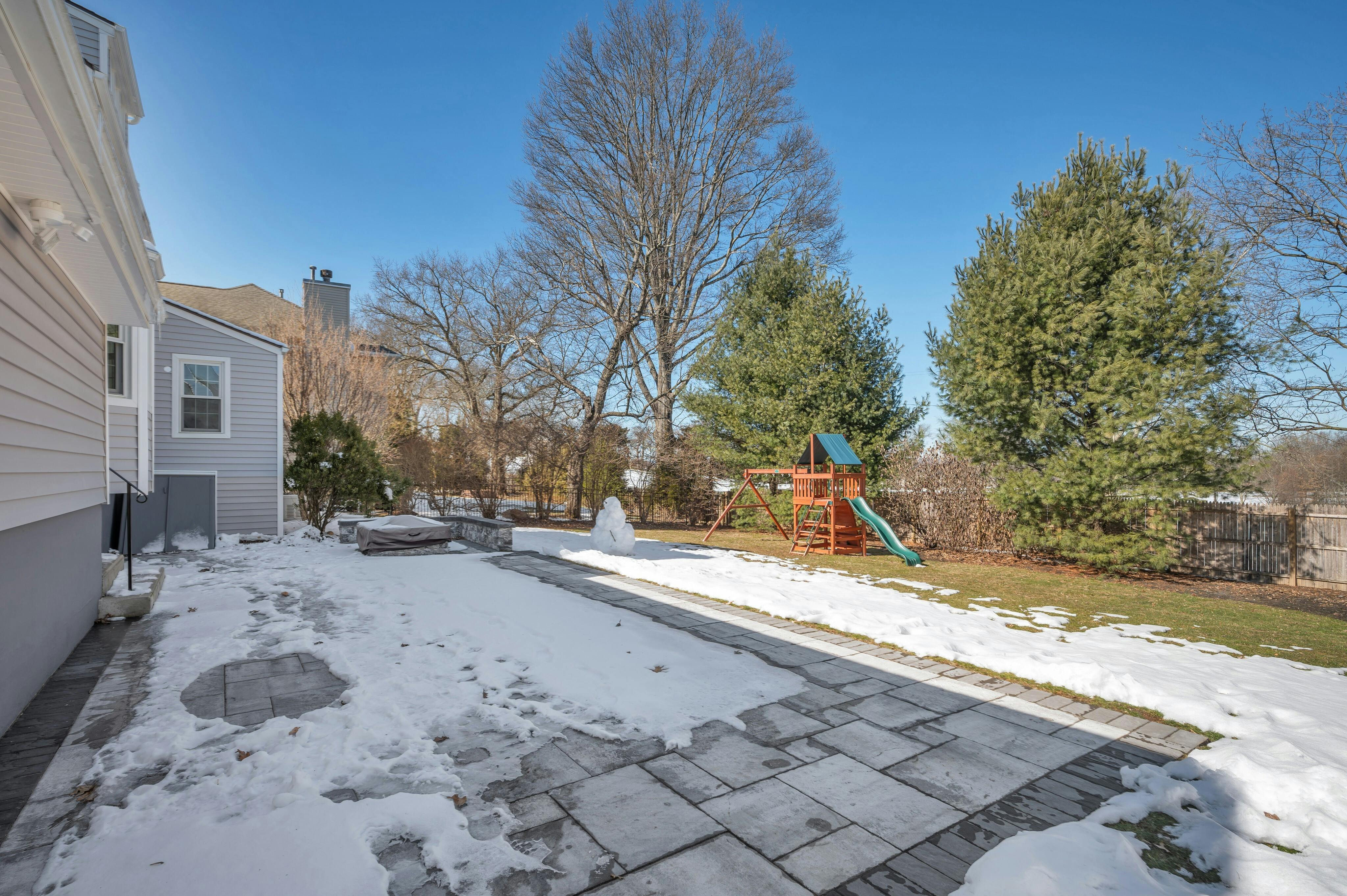 48 Baker Road 