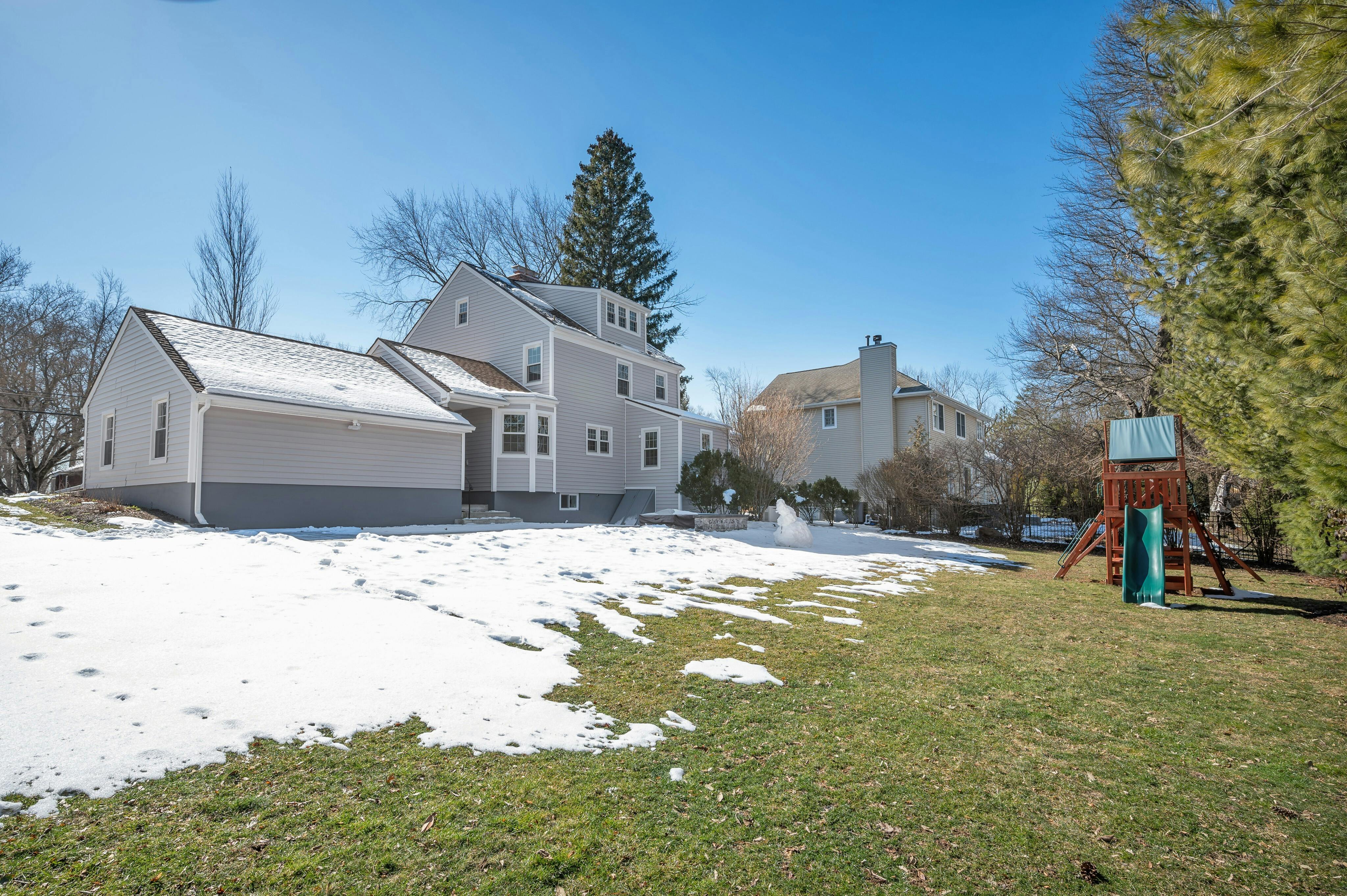 48 Baker Road 