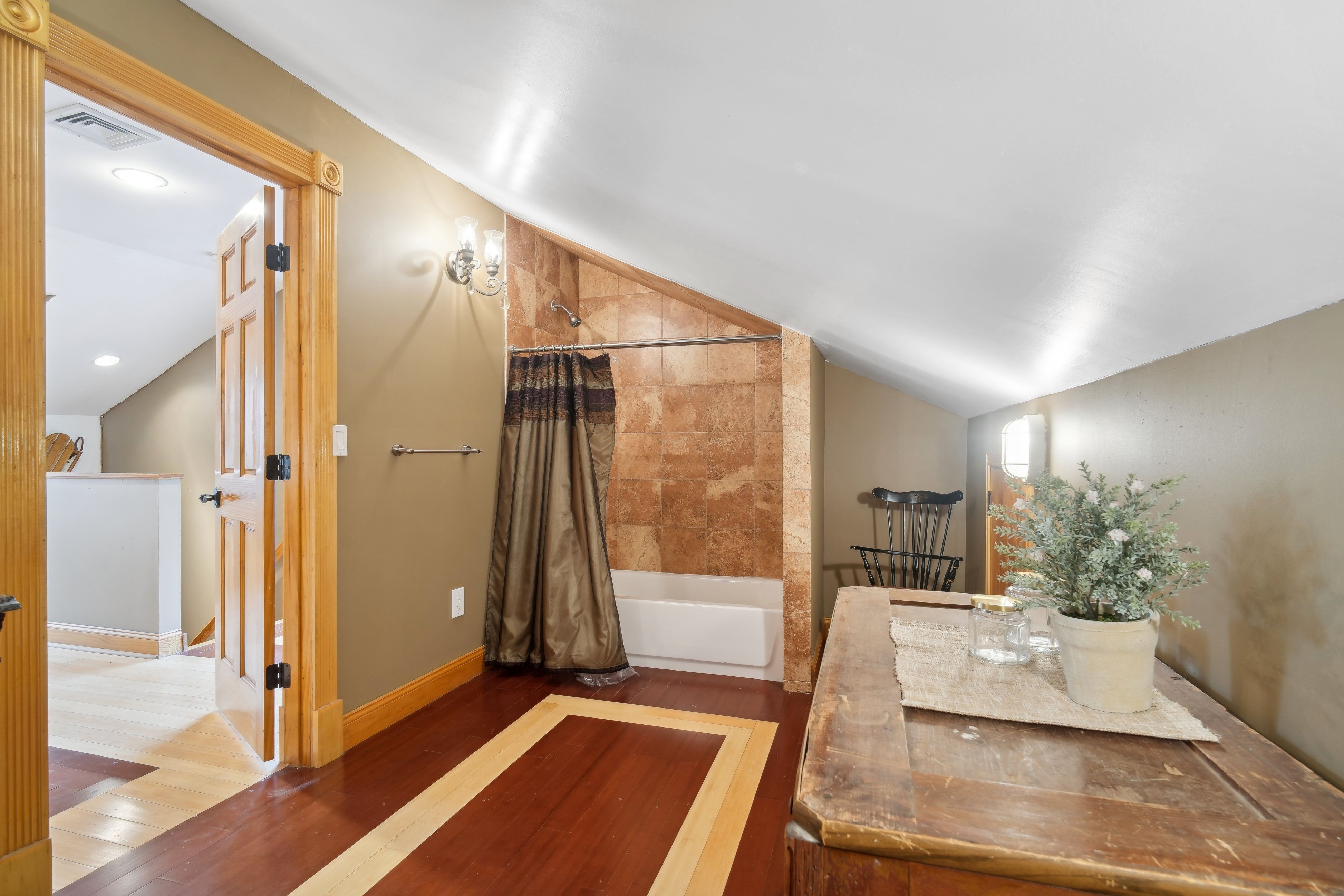35 Glen Ave 
