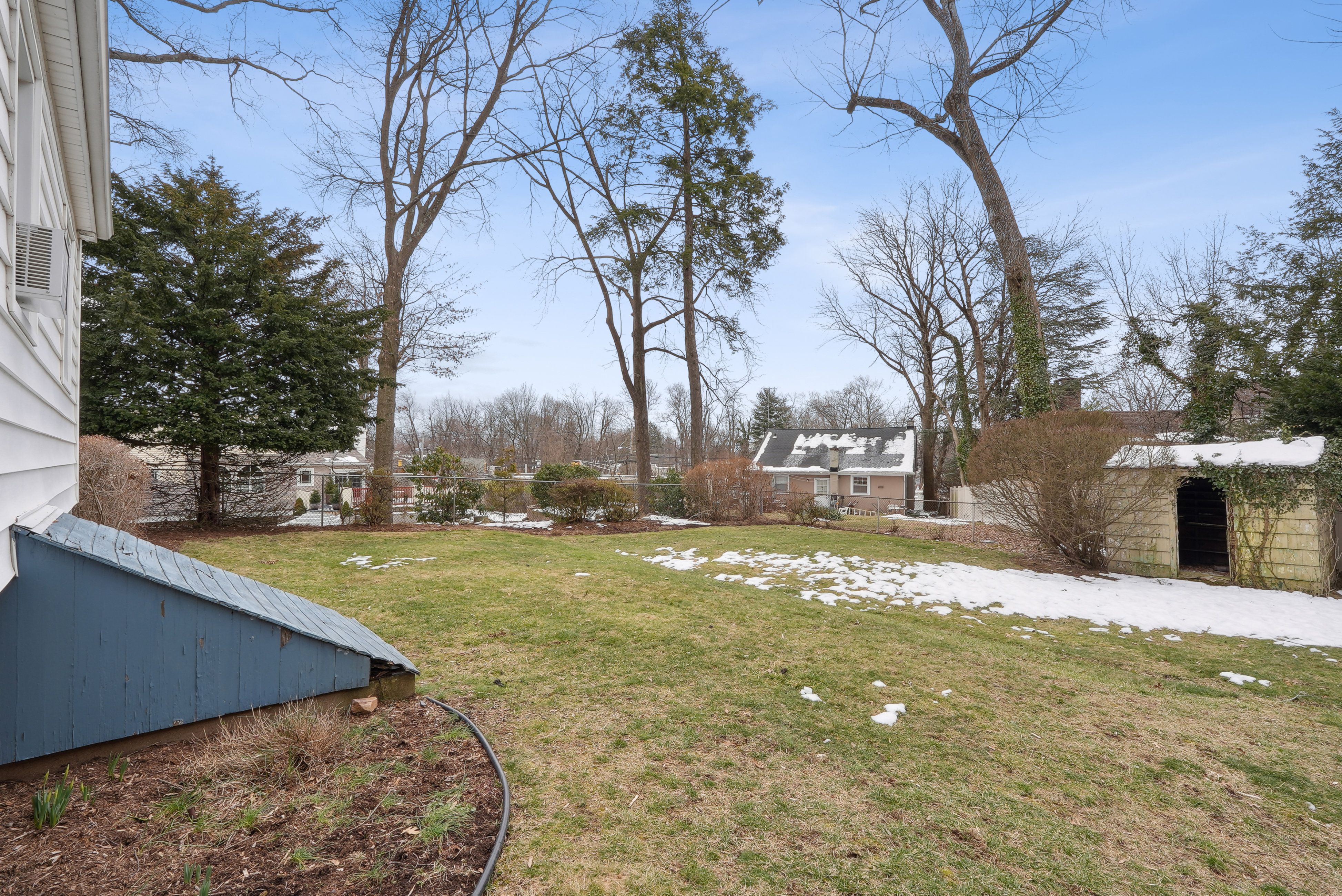 1 Rodman Avenue 