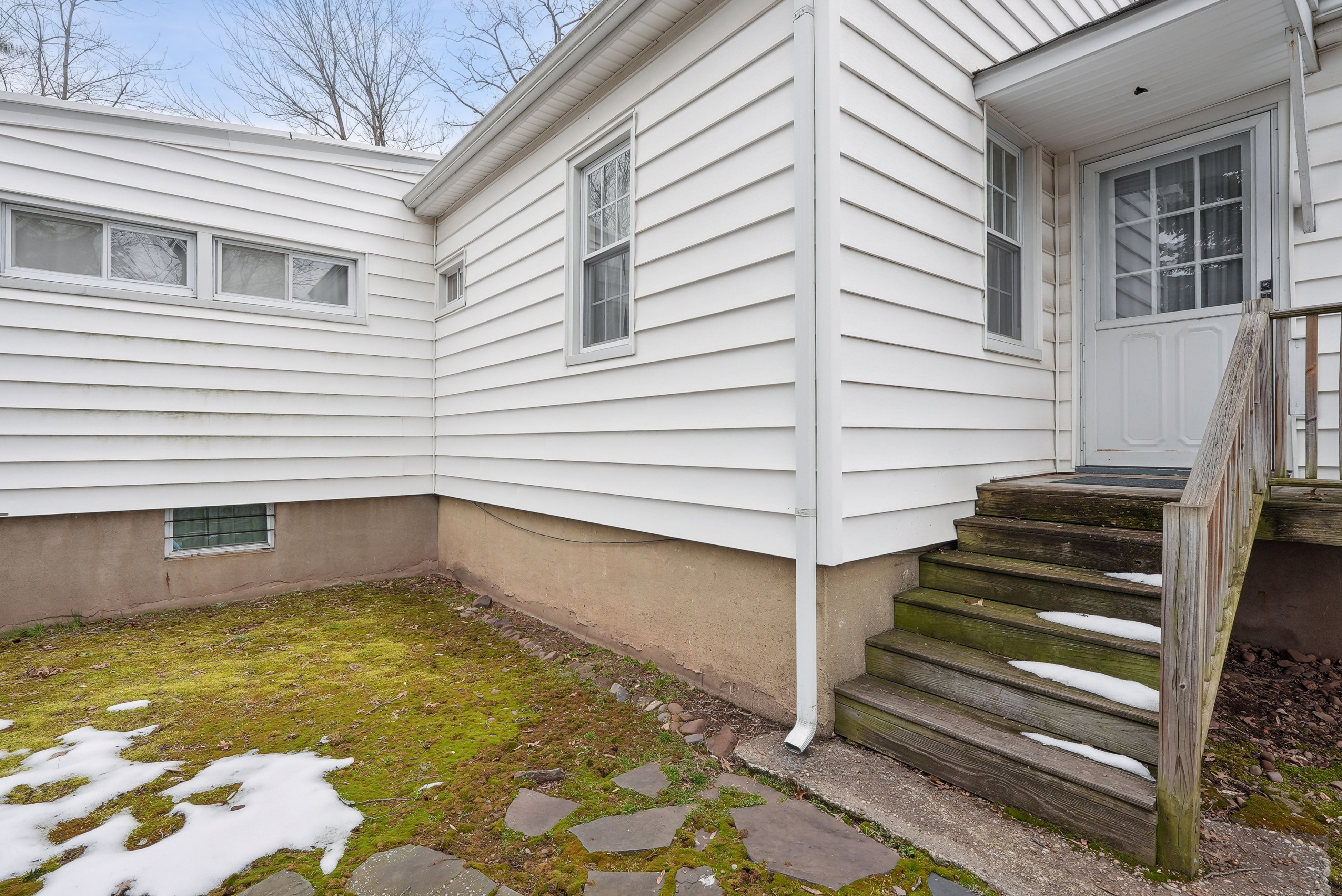 1 Rodman Avenue 
