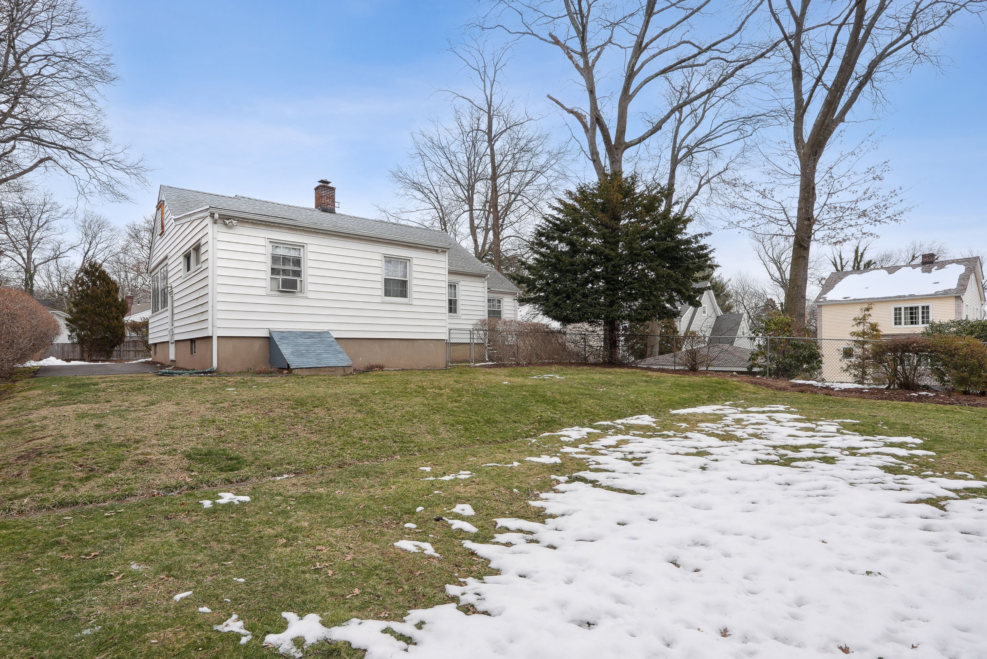 1 Rodman Avenue 
