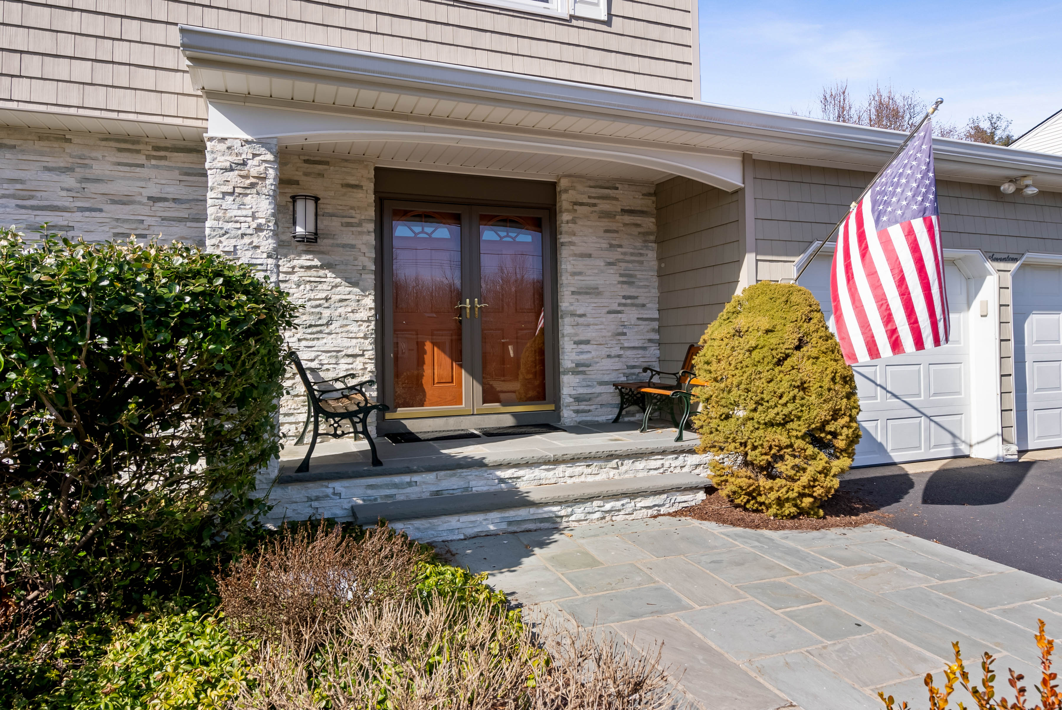 17 Aldrin Dr 