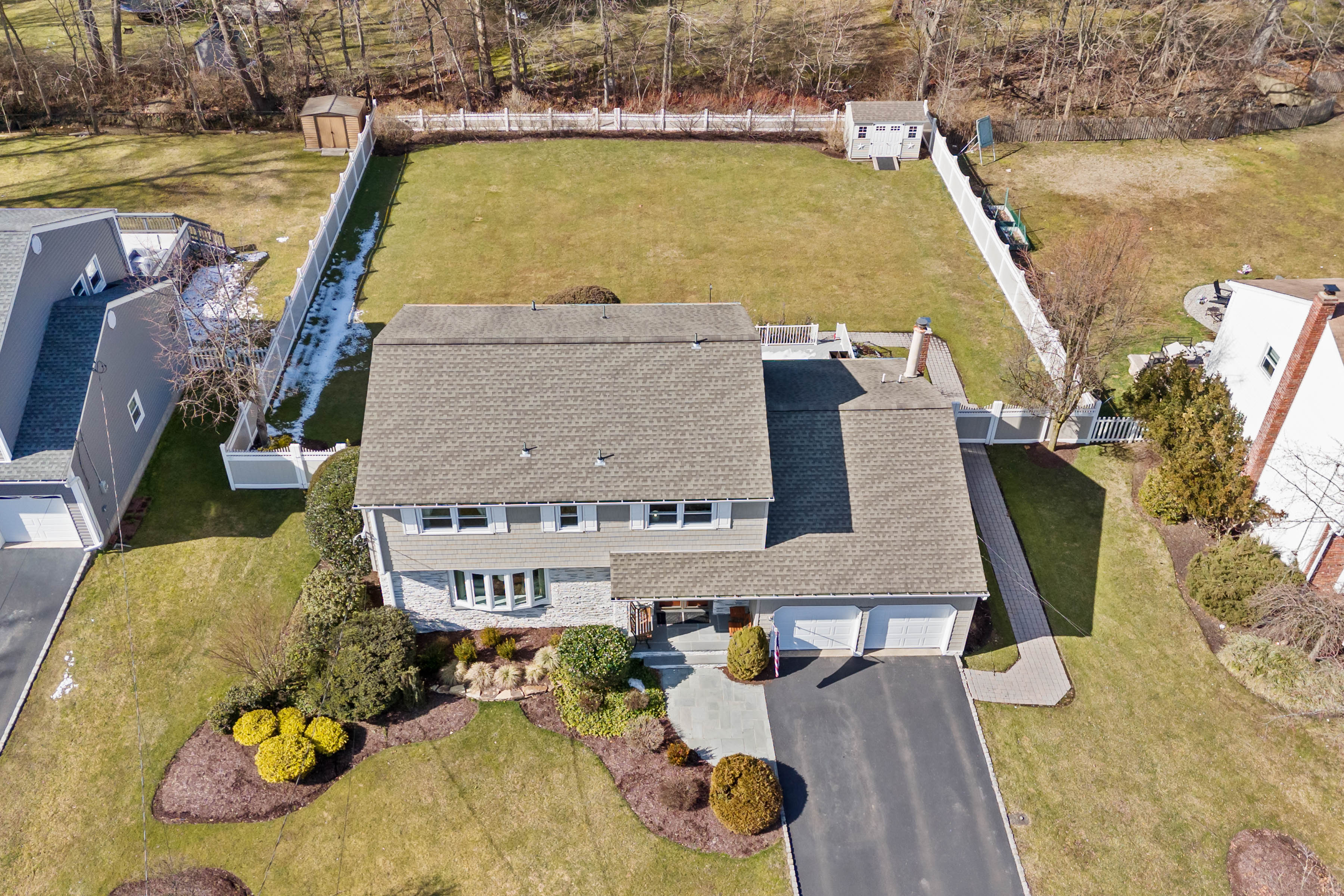 17 Aldrin Dr 