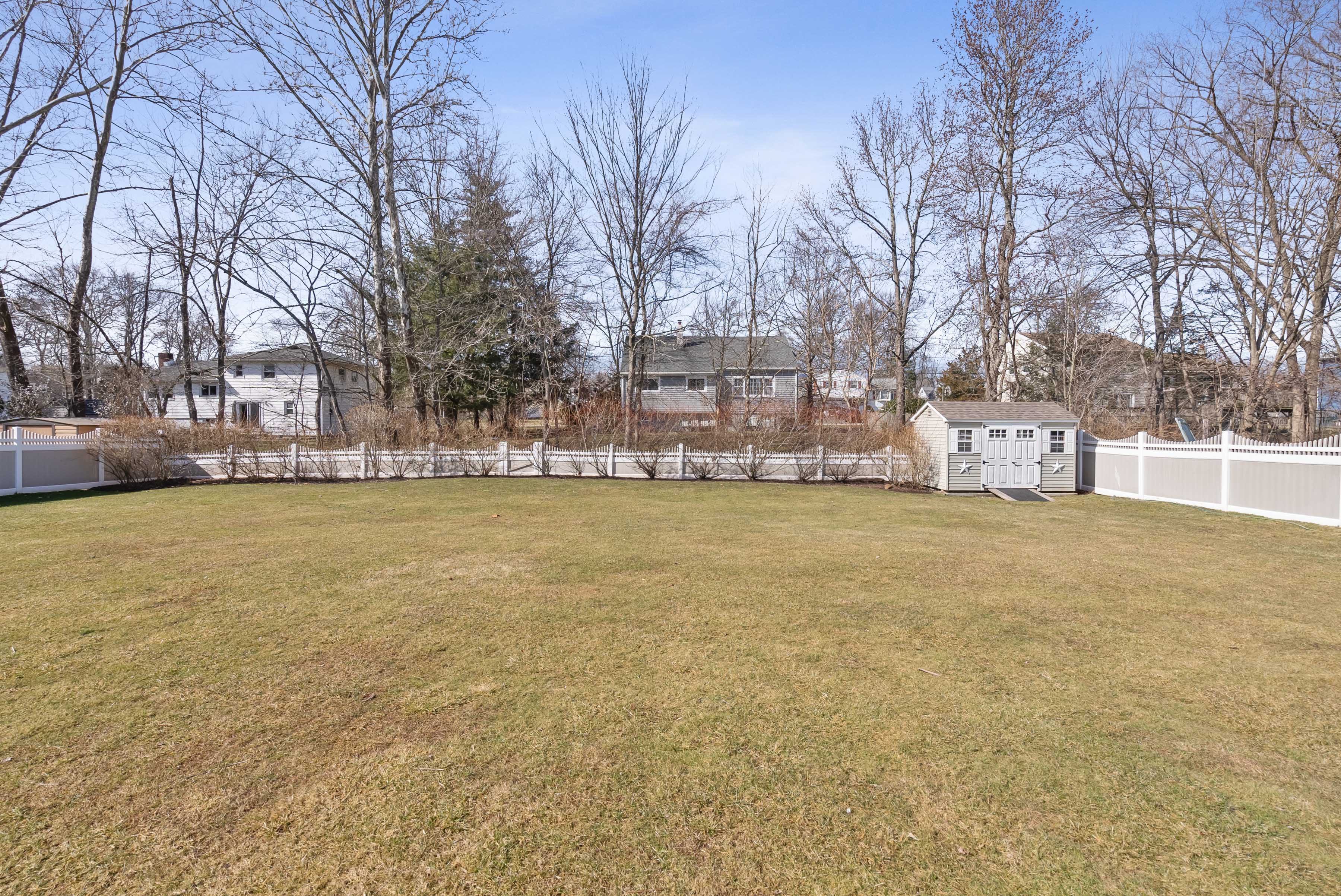 17 Aldrin Dr 