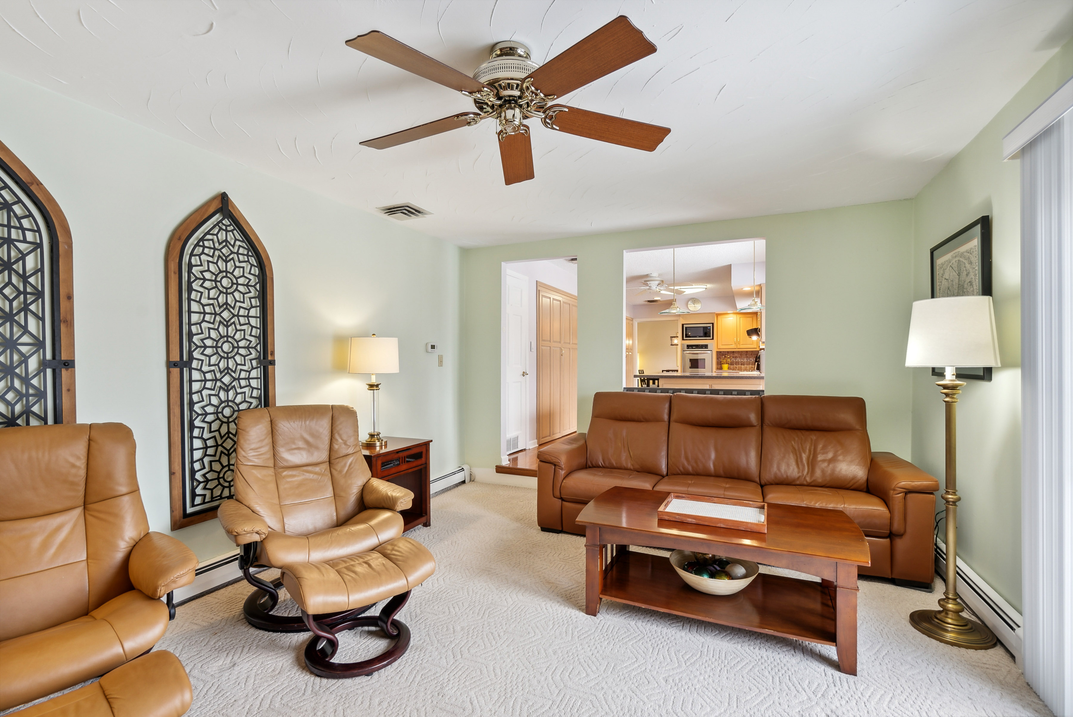 17 Aldrin Dr 