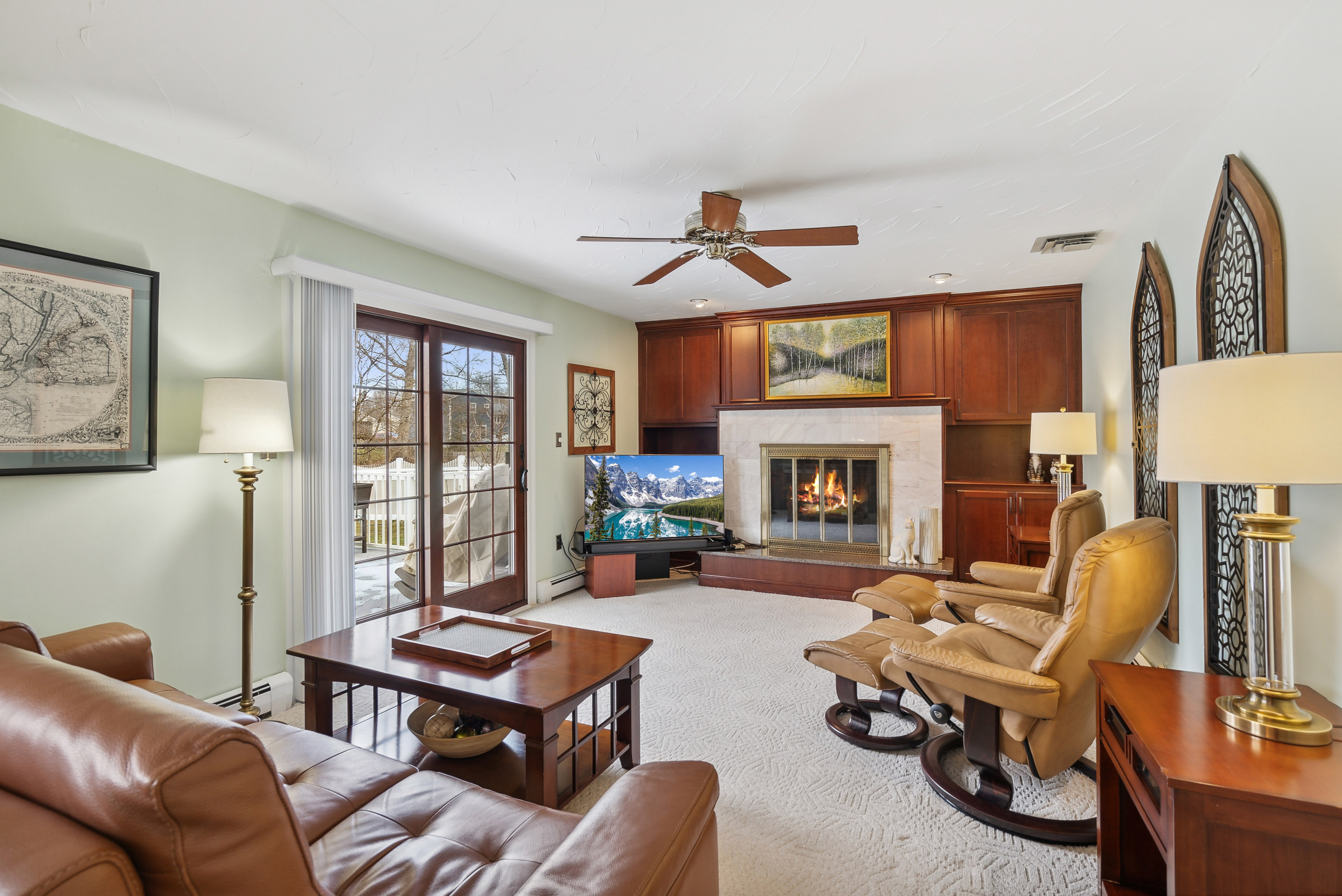 17 Aldrin Dr 