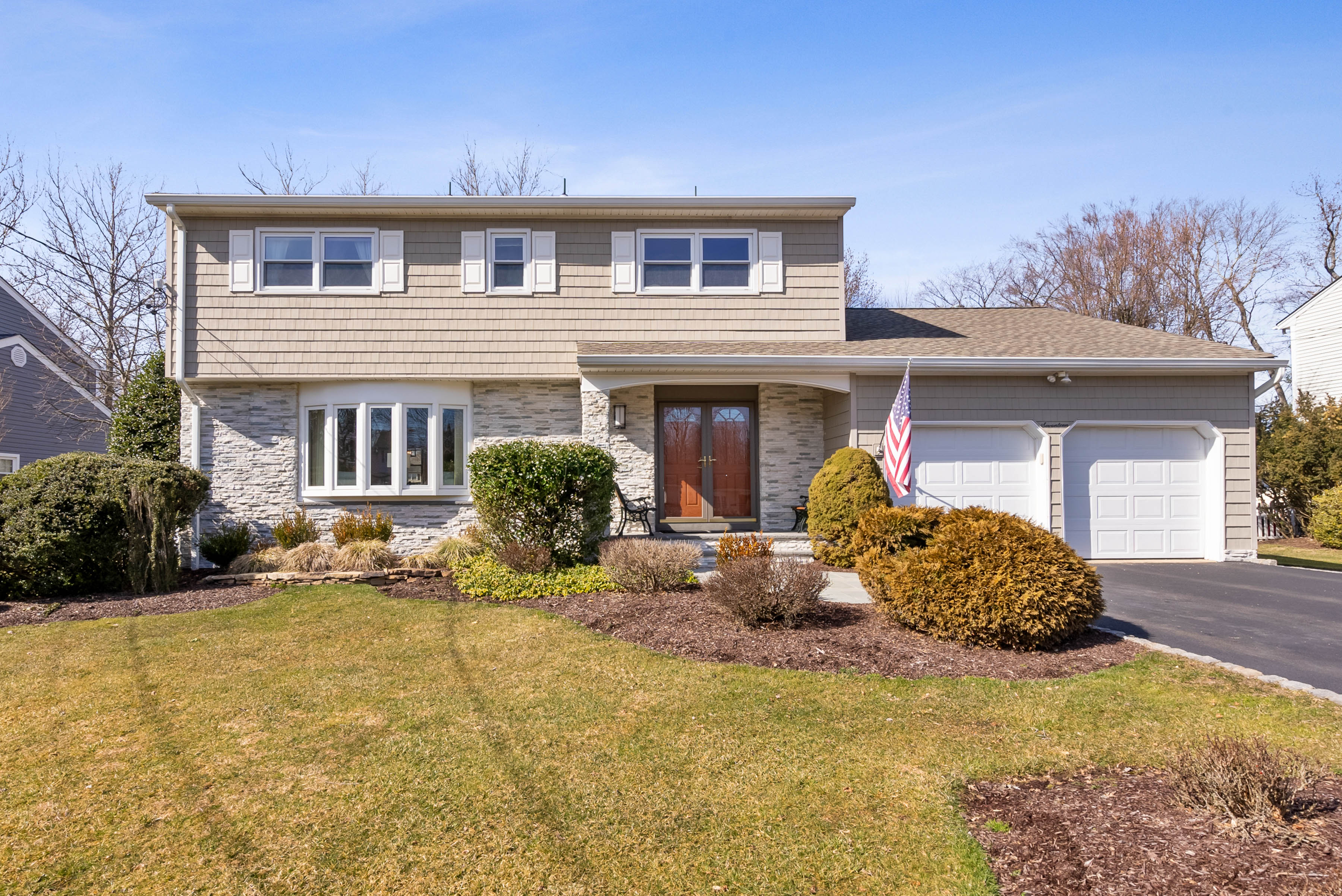 17 Aldrin Dr 