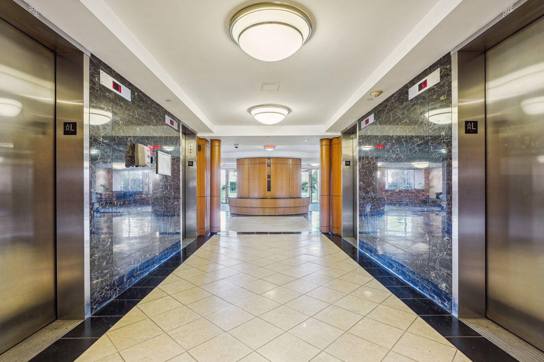 377 S Harrison St Unit# 15D