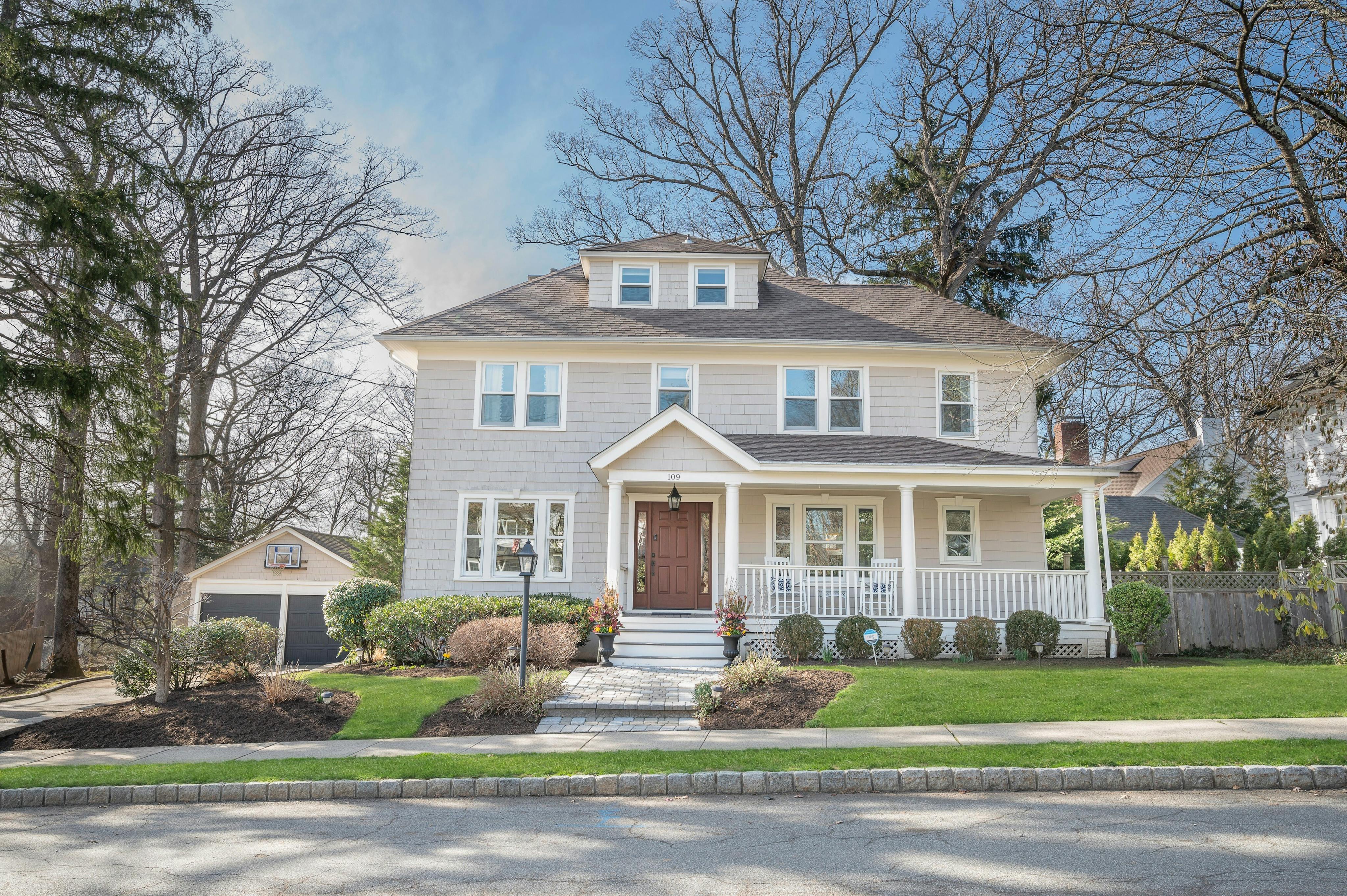 109 Oak Ridge Avenue 