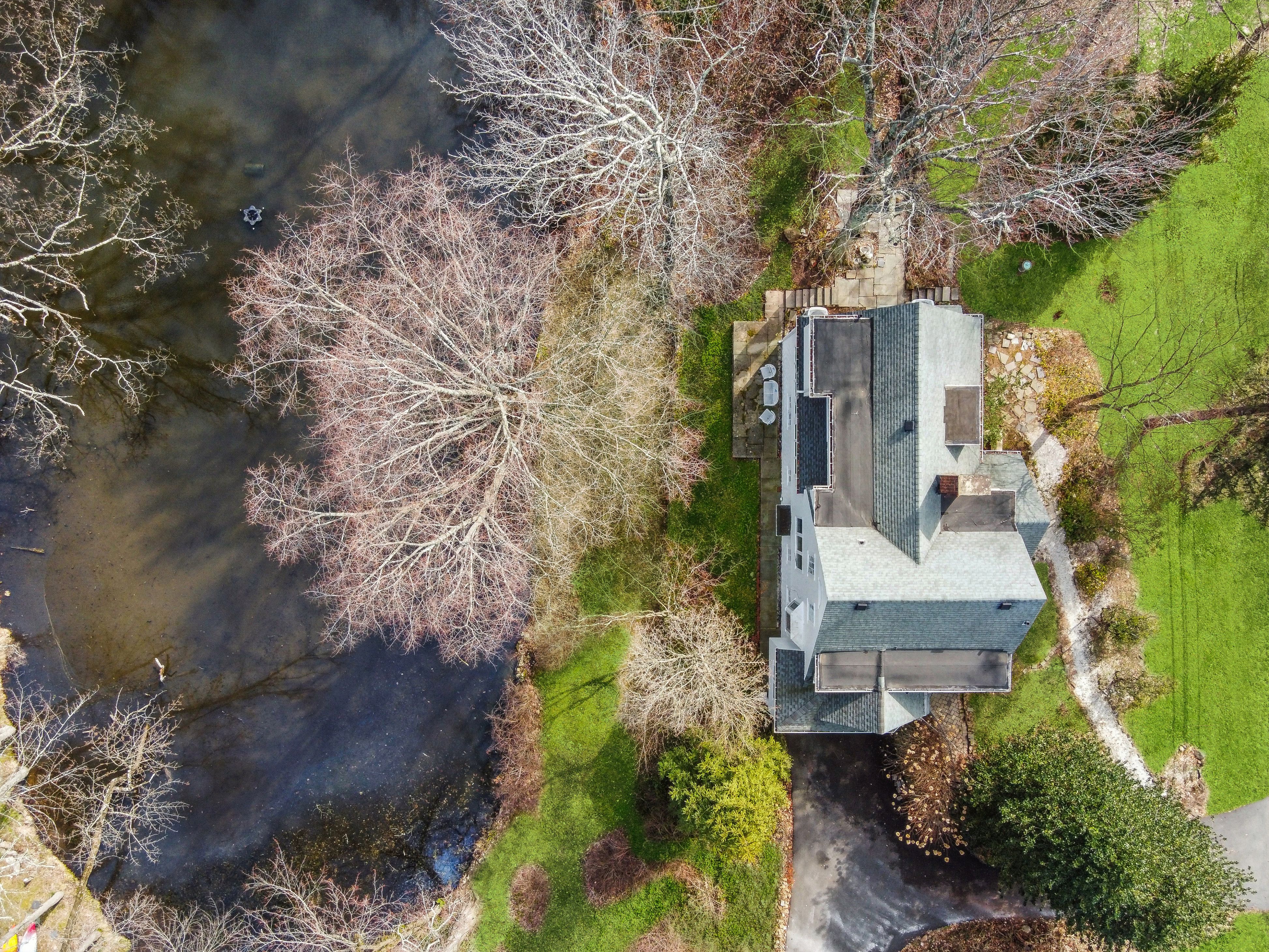 122 Old Short Hills Road 