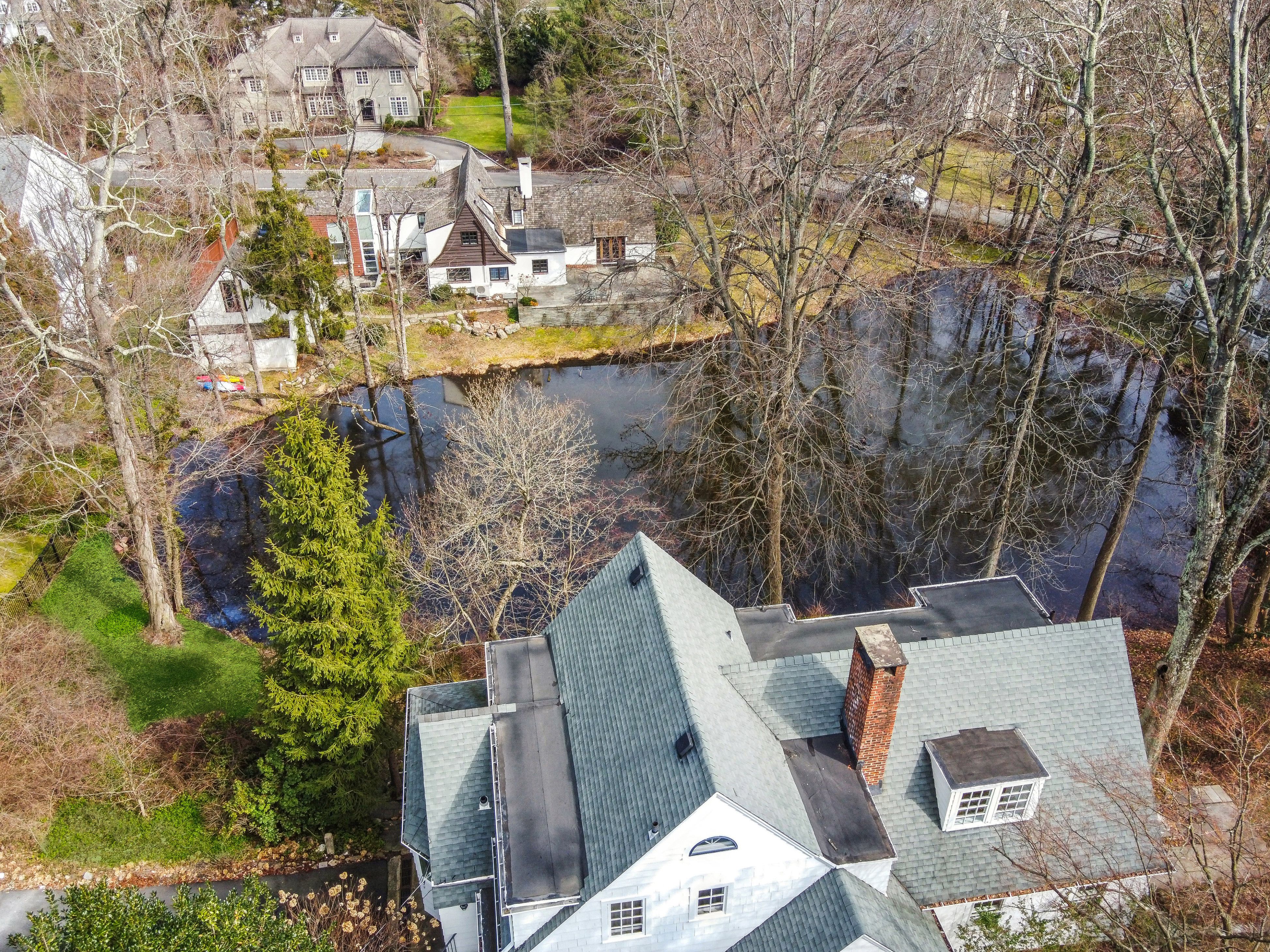 122 Old Short Hills Road 