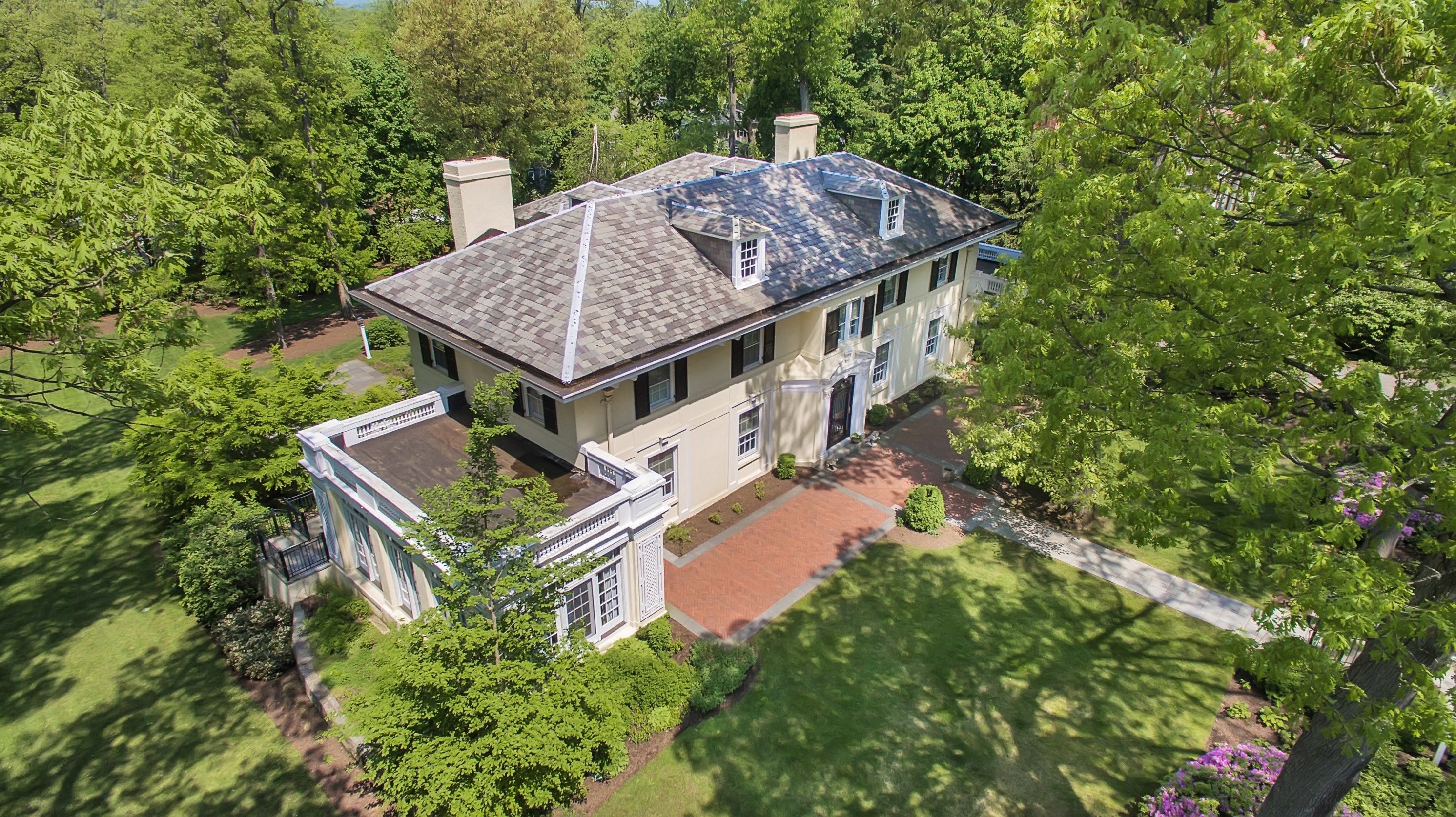 81 Oak Ridge Avenue 