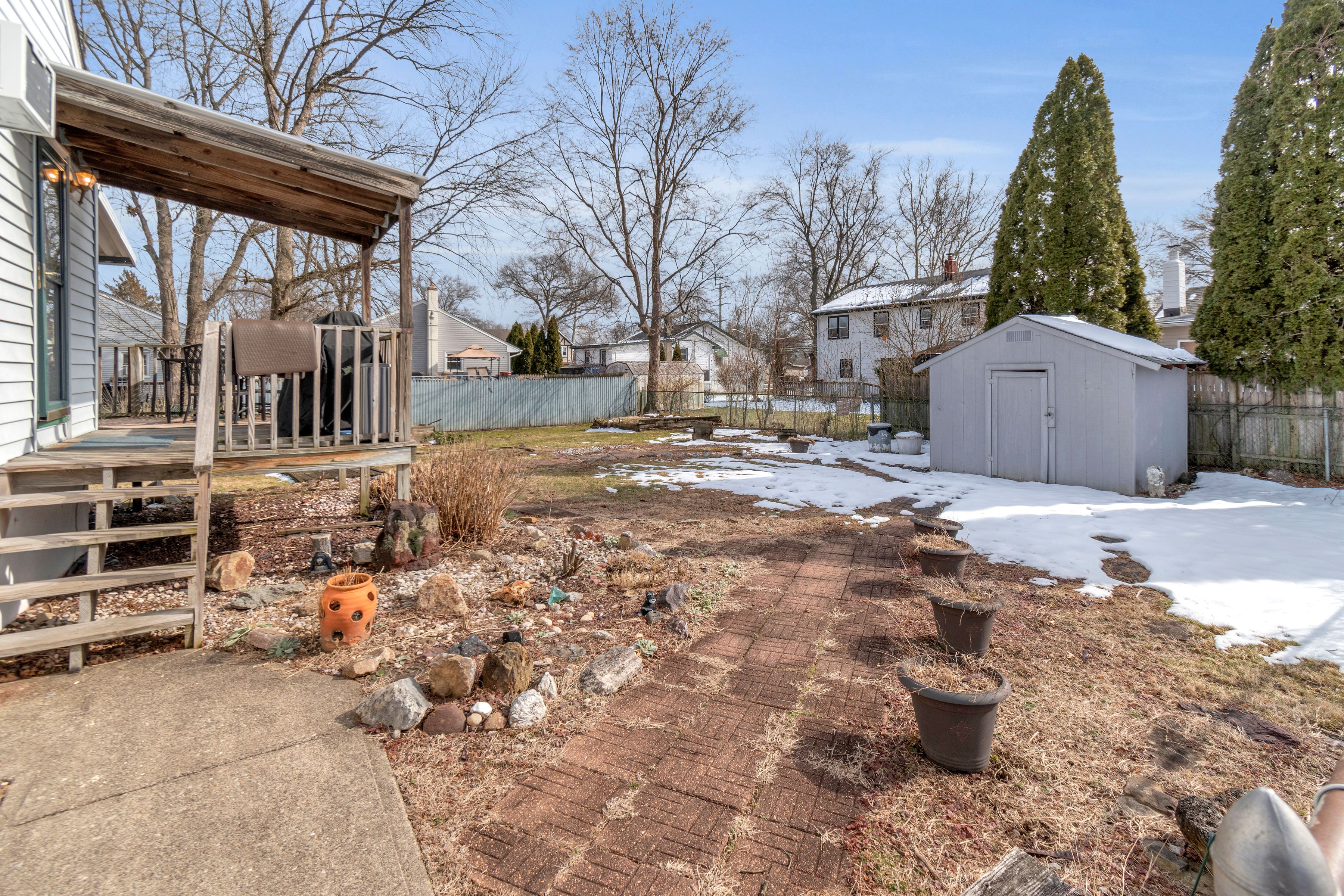 16 Sioux Ave