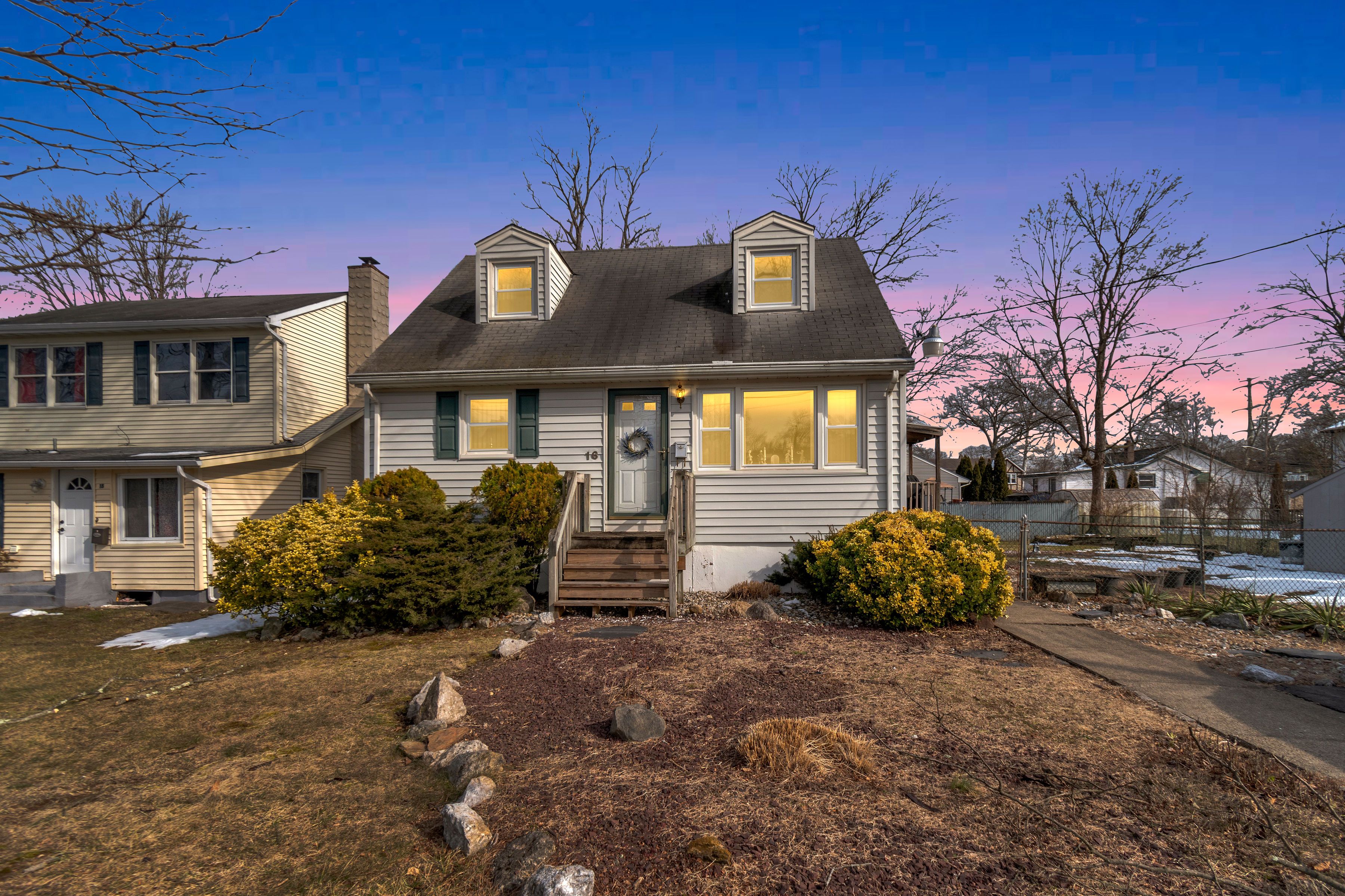 16 Sioux Ave