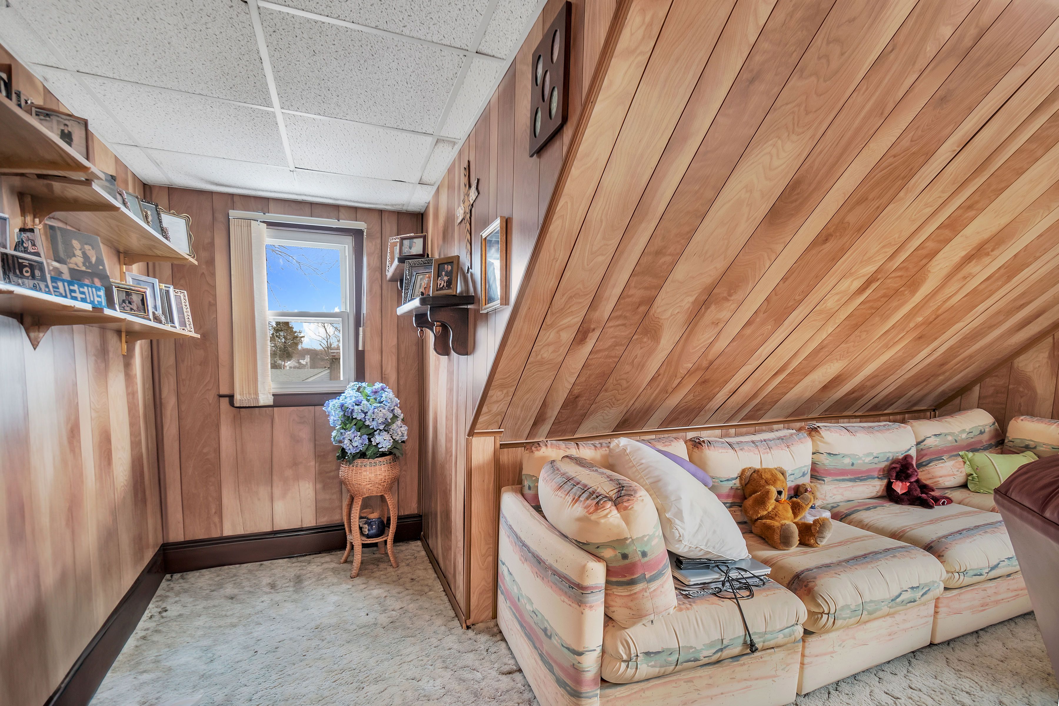16 Sioux Ave