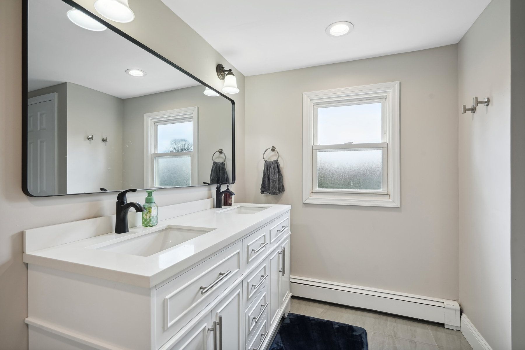 20 Alan Dr 