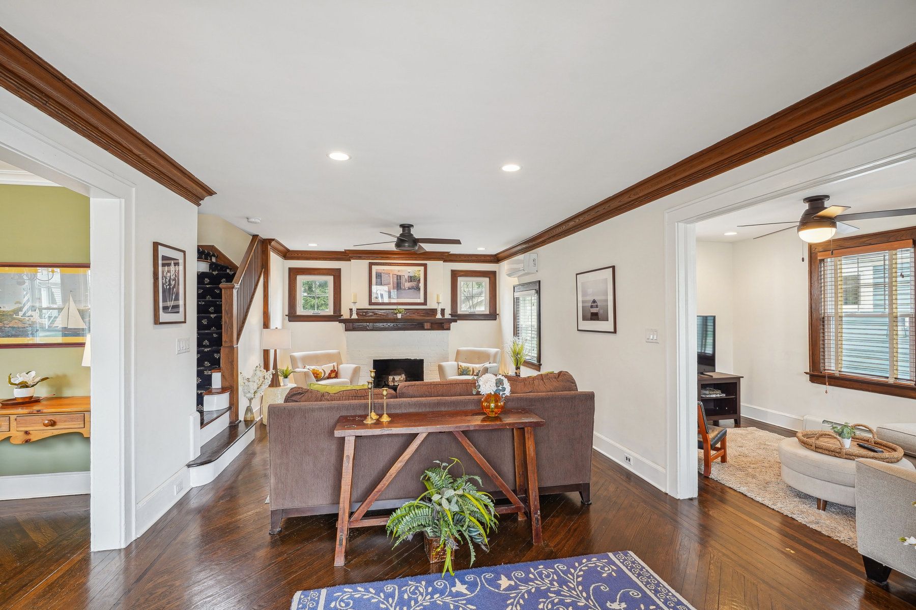 27 Oakwood Ave 
