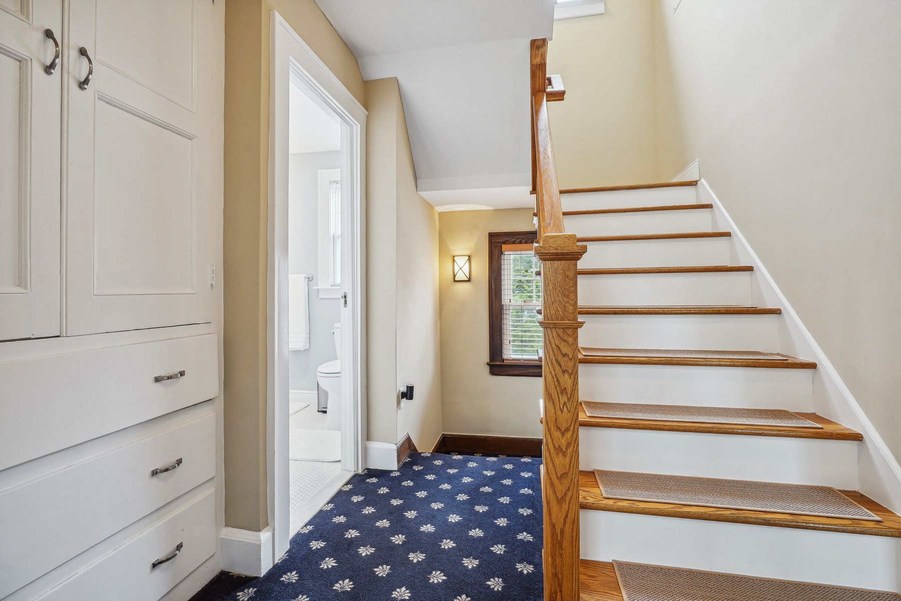 27 Oakwood Ave 