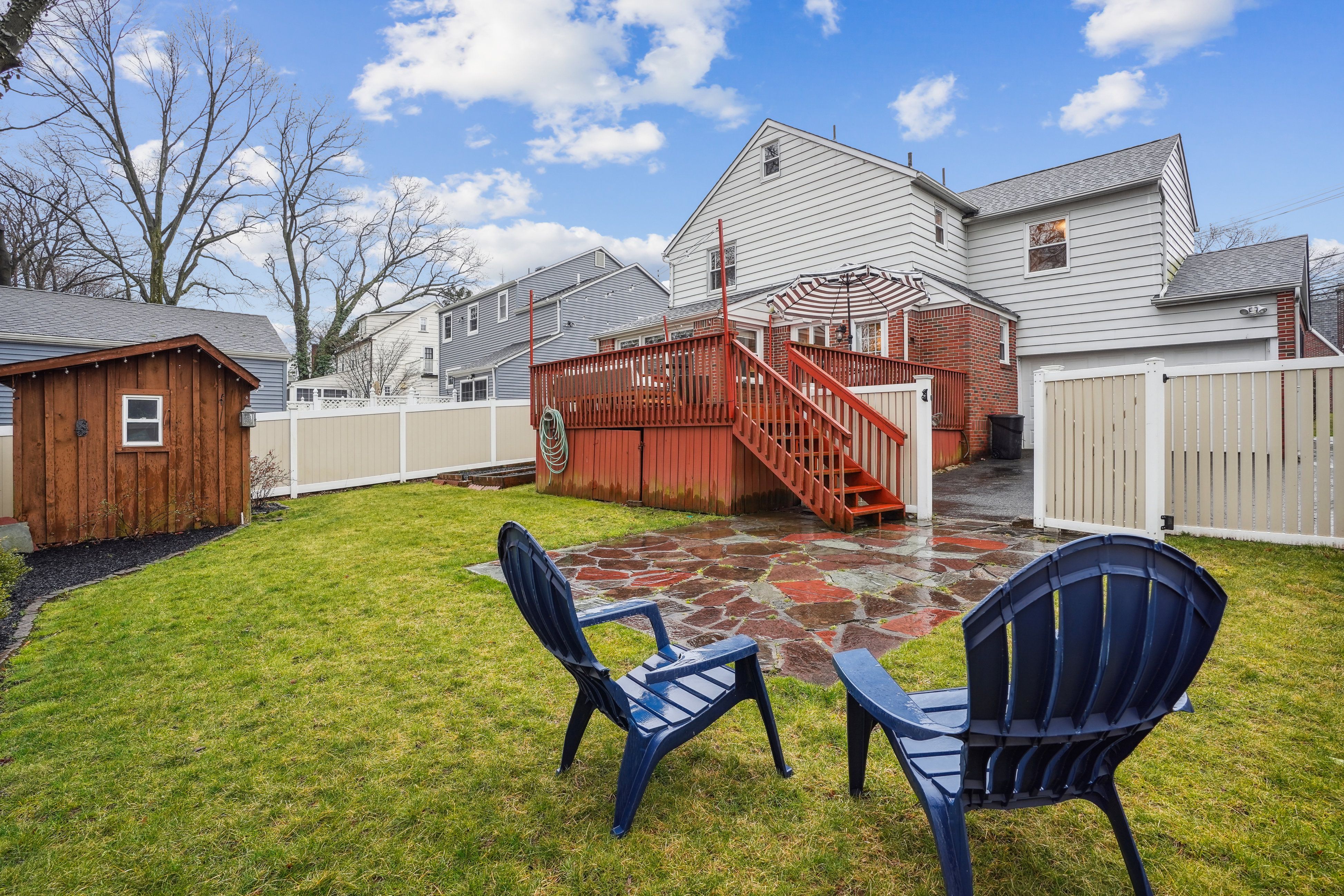 269 Essex Ave 
