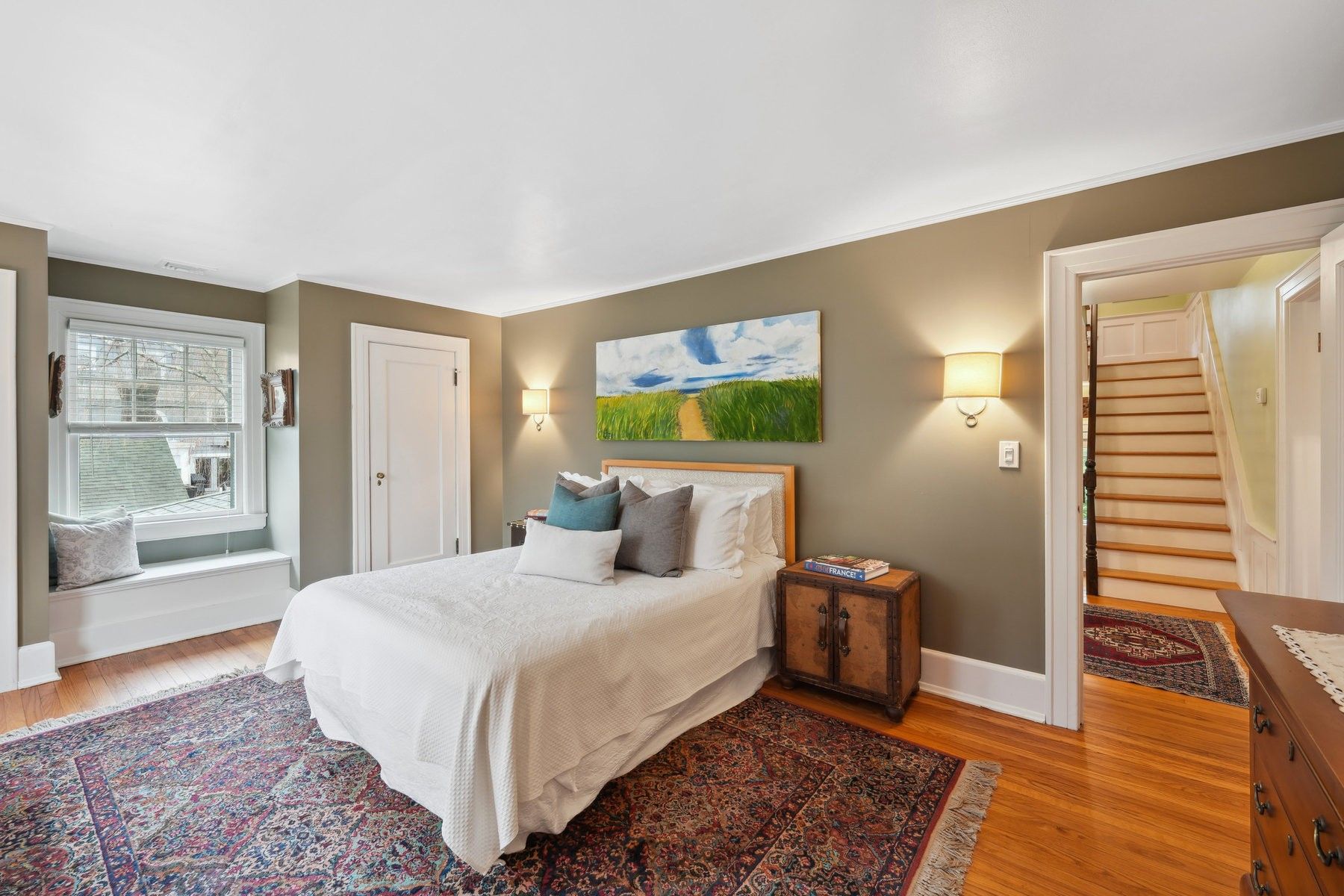 4 Woodland Crescent 