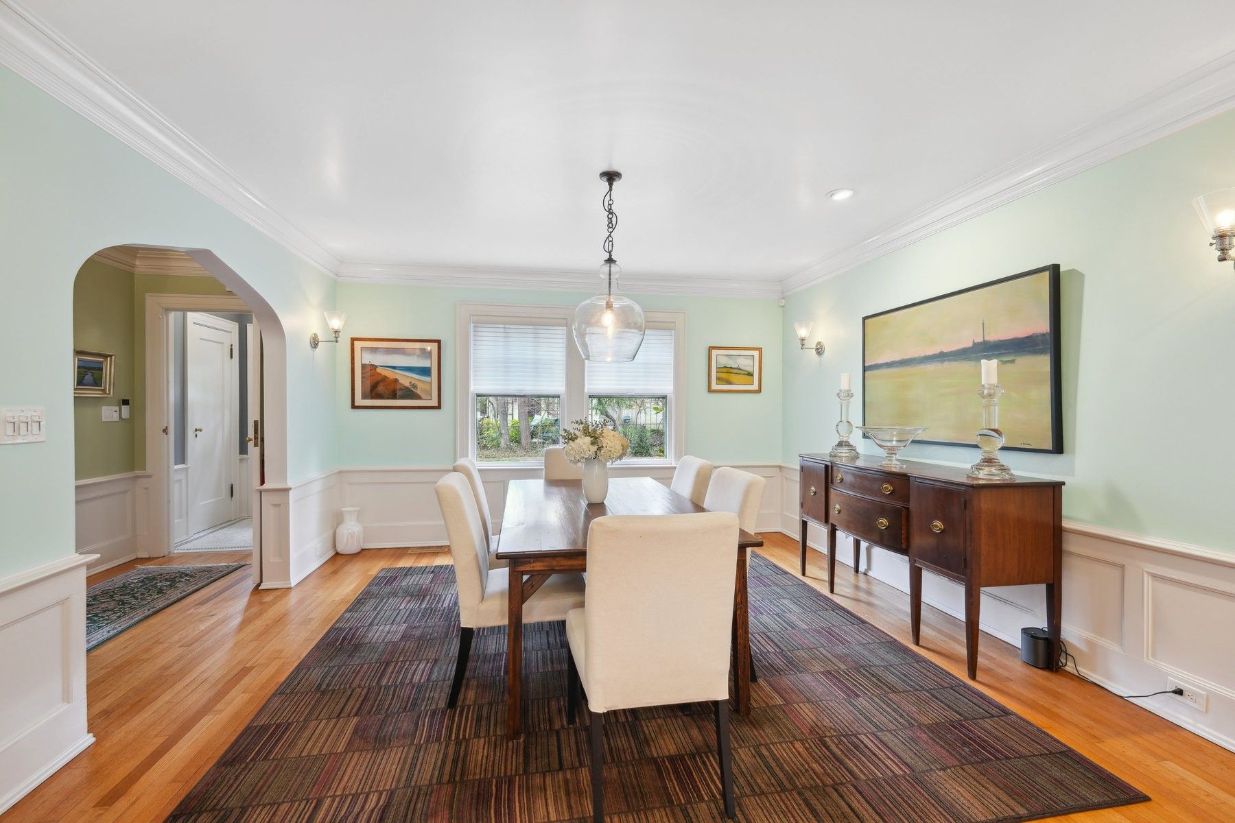 4 Woodland Crescent 
