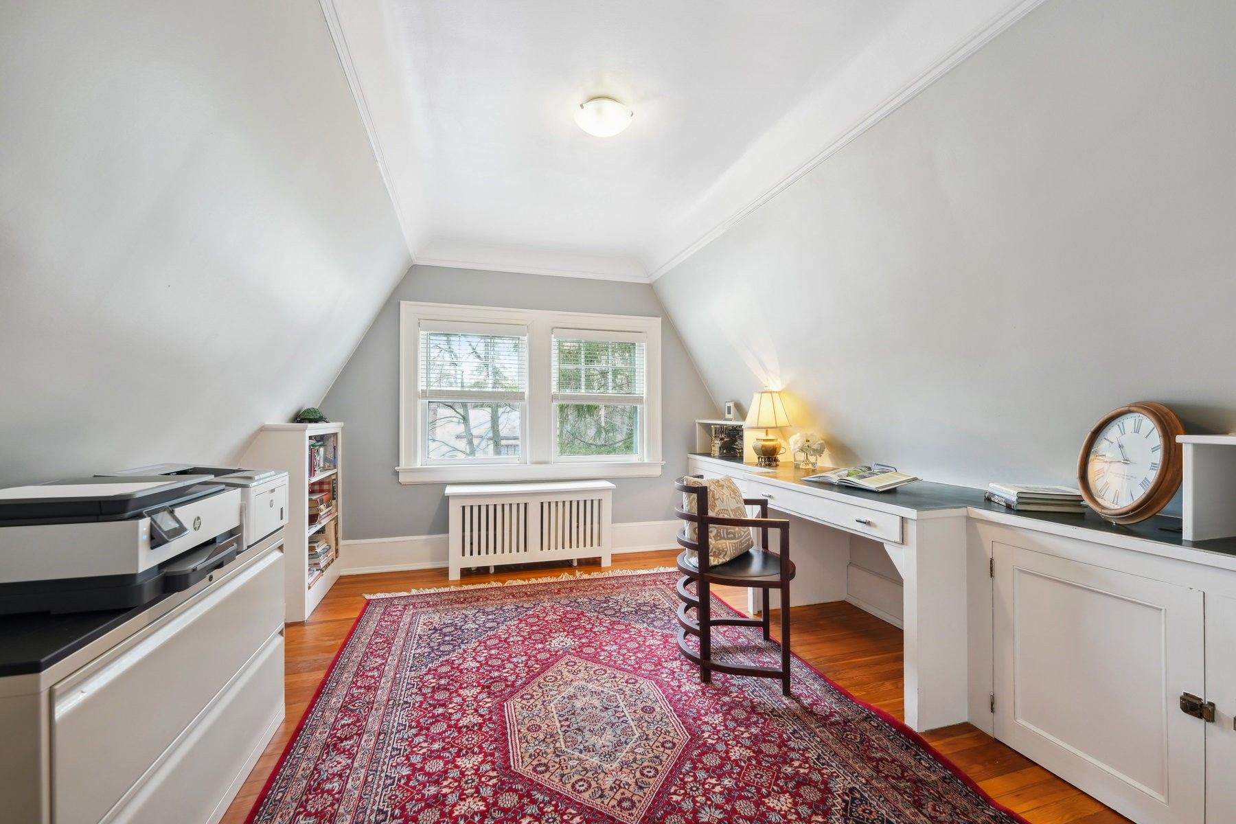 4 Woodland Crescent 
