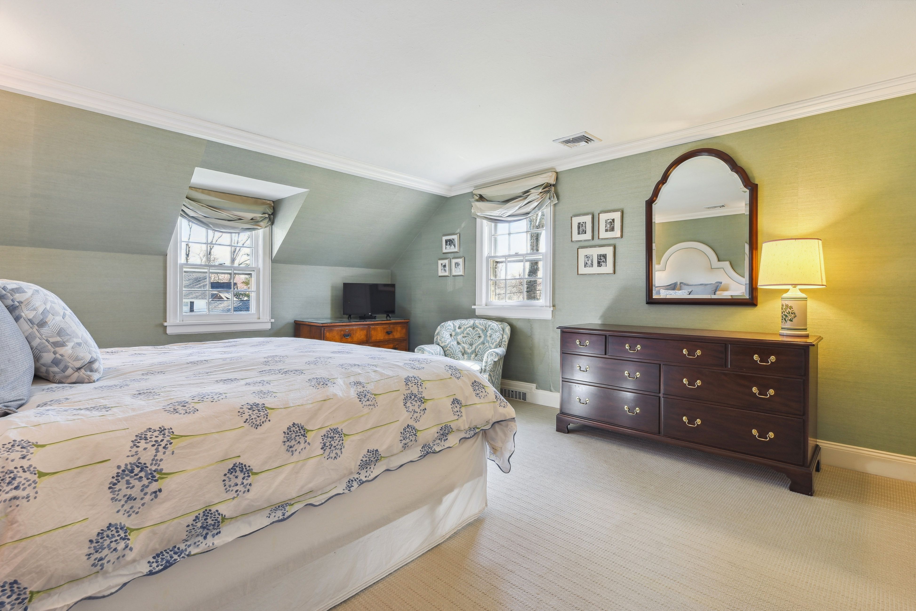 20 Glen Oaks Avenue 