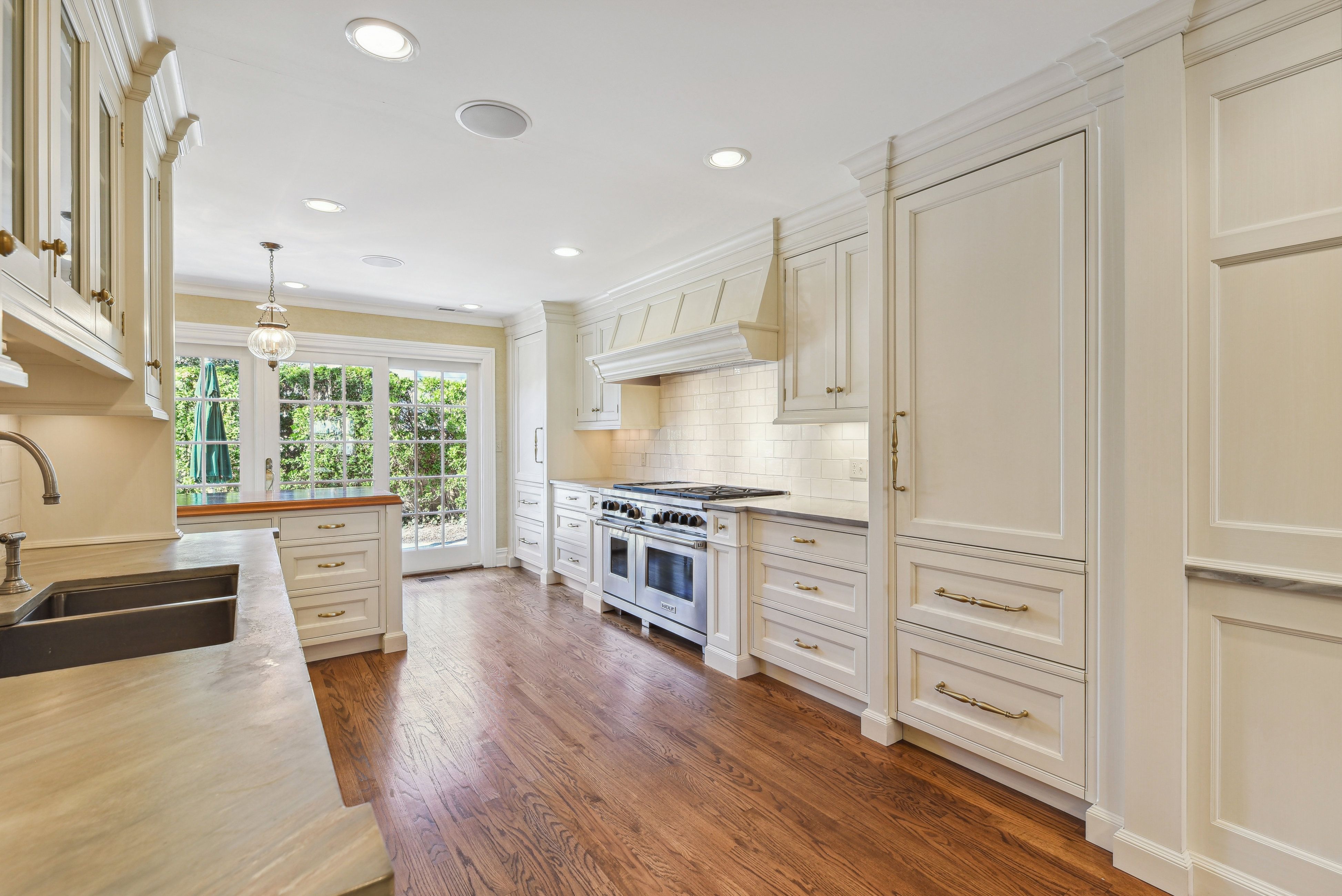 20 Glen Oaks Avenue 