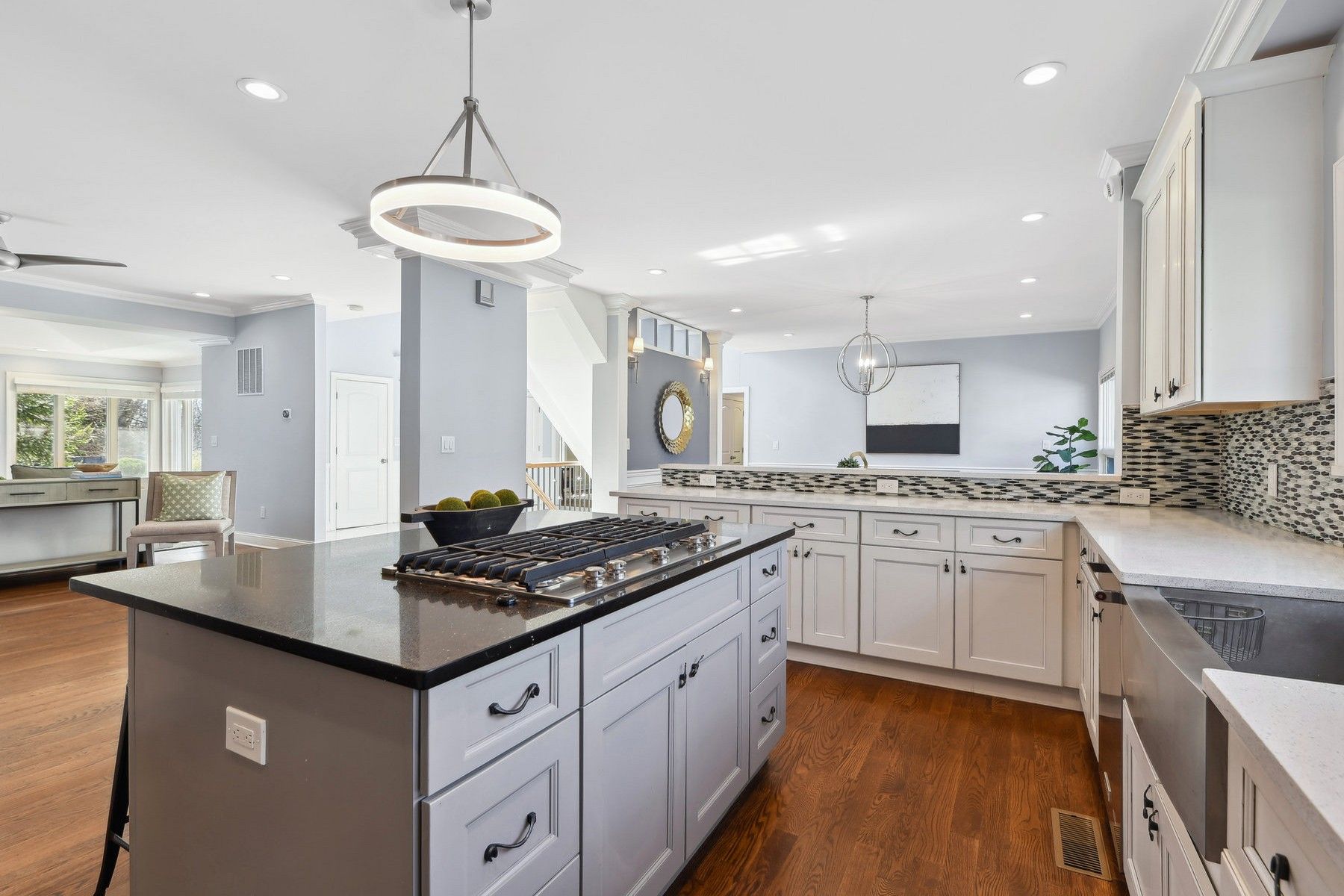 1241 Raritan Rd 