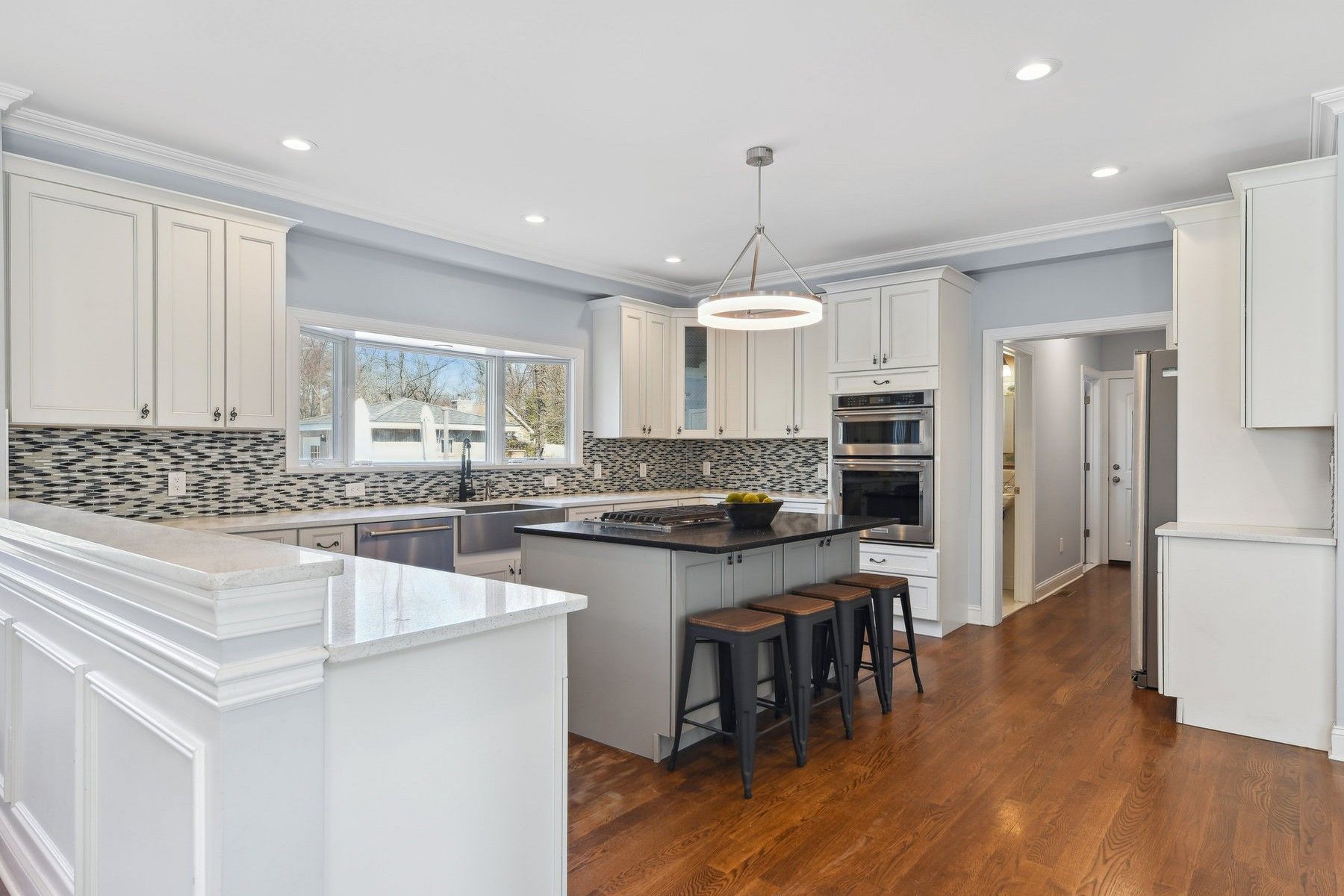 1241 Raritan Rd 