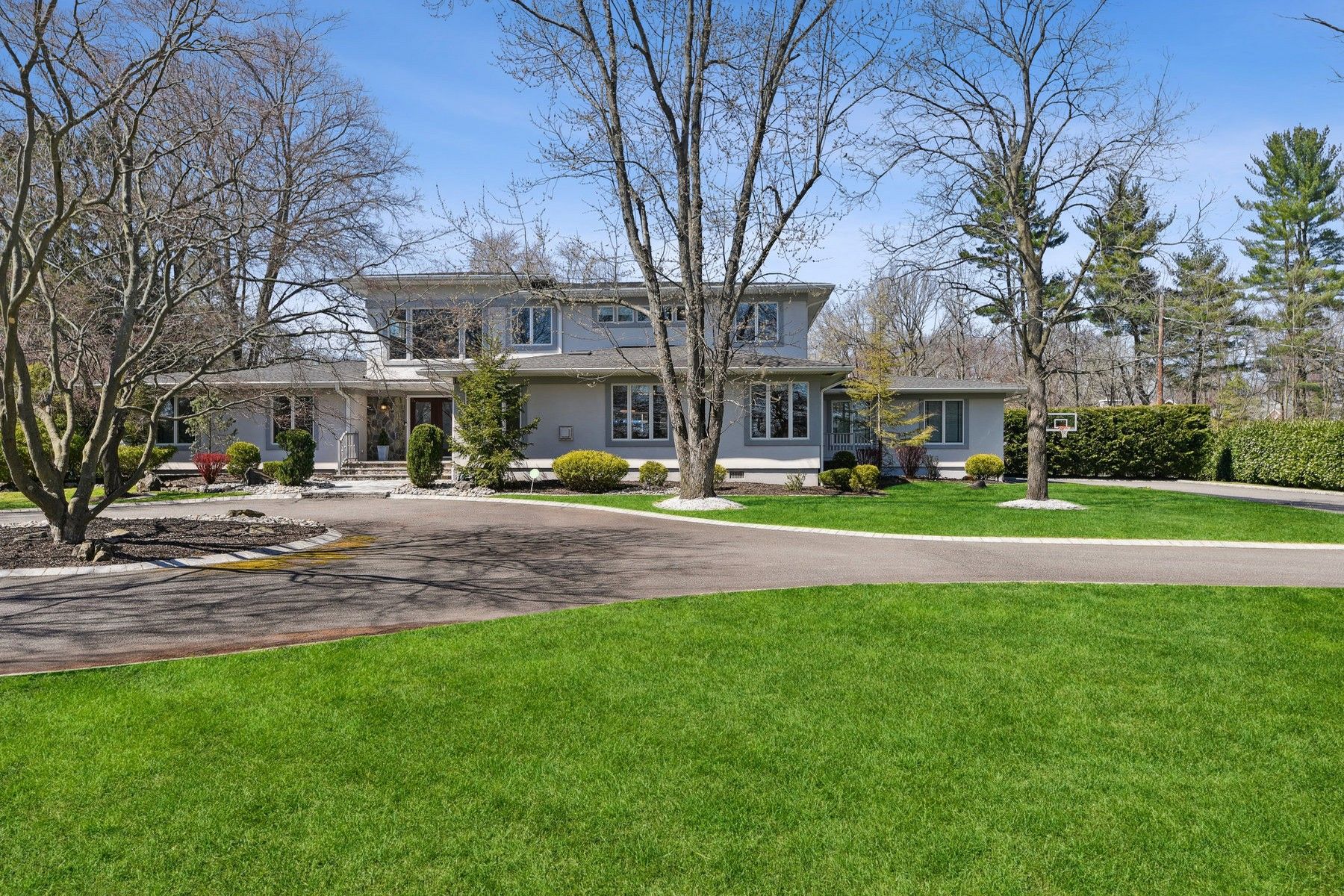 1241 Raritan Rd 