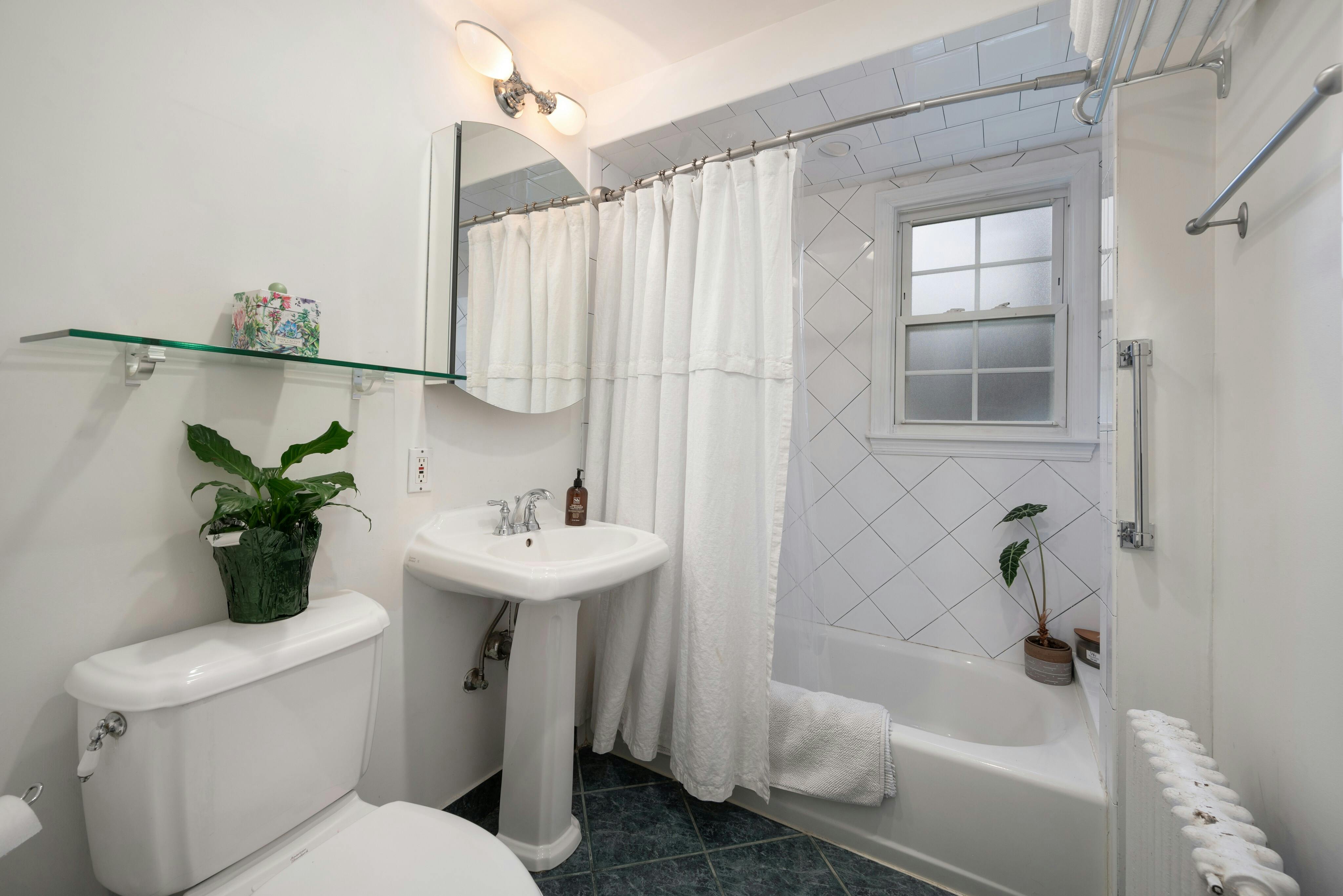 380 Main Street, Unit 11 