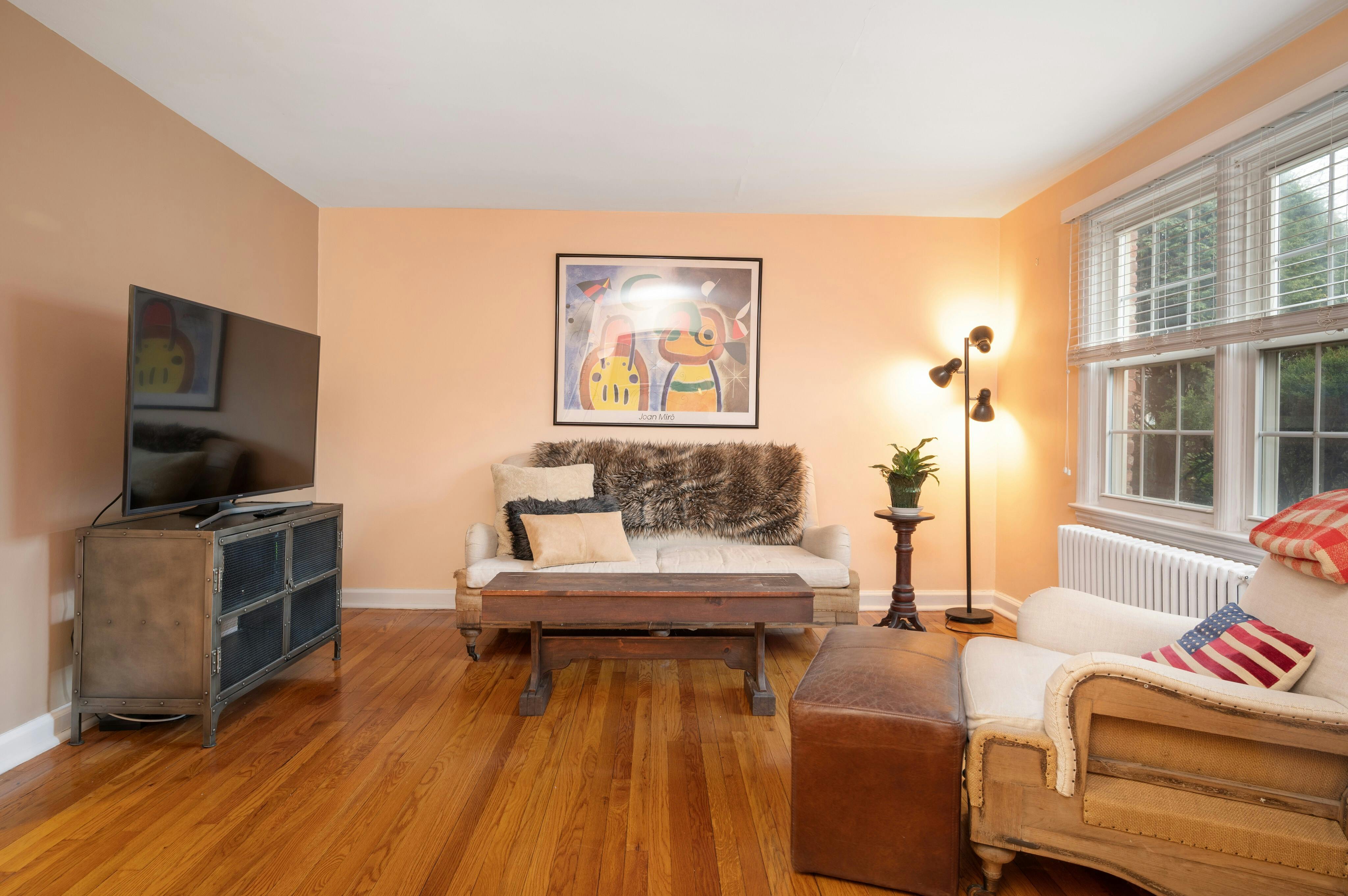 380 Main Street, Unit 11 