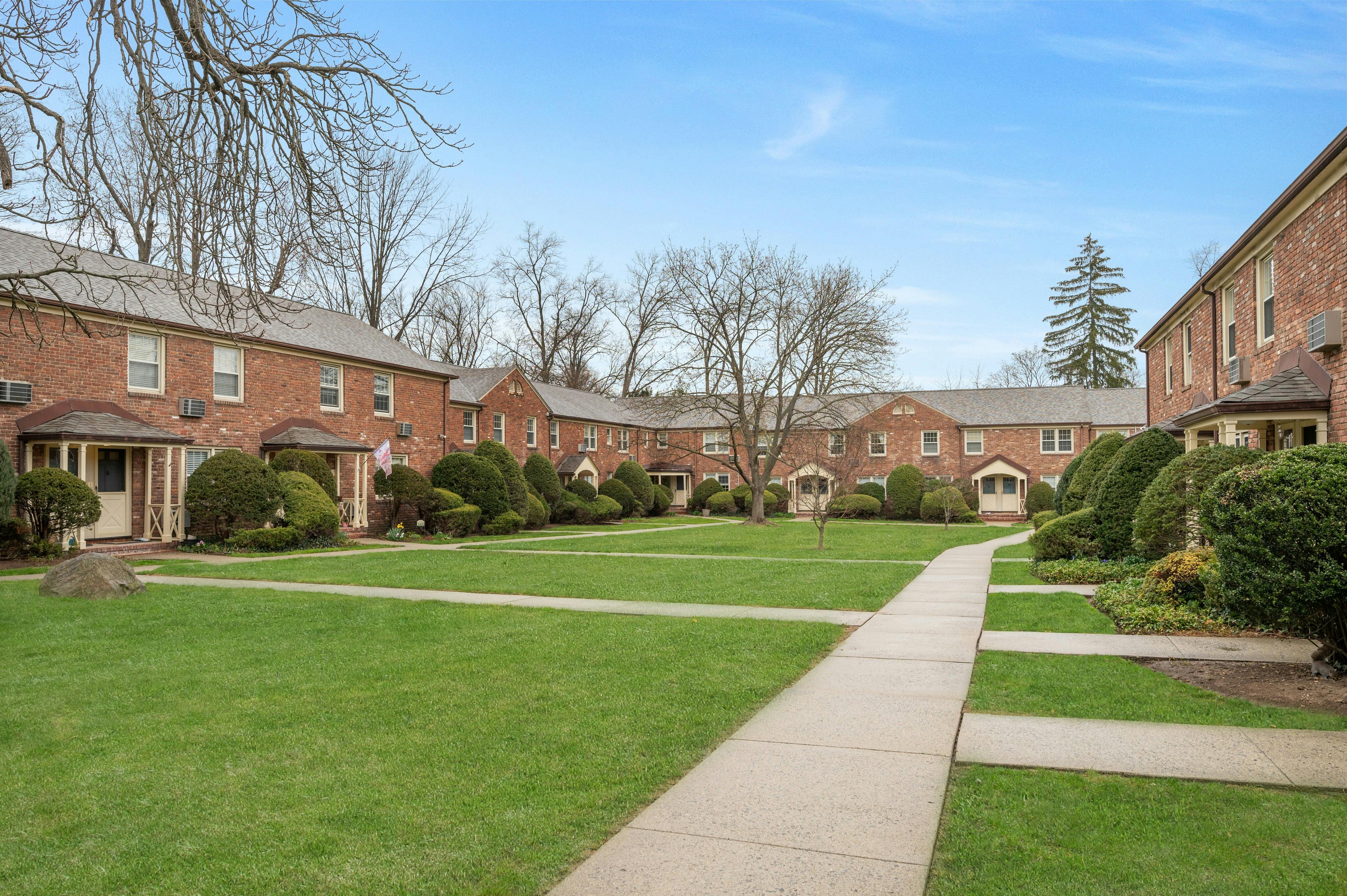 380 Main Street, Unit 11 