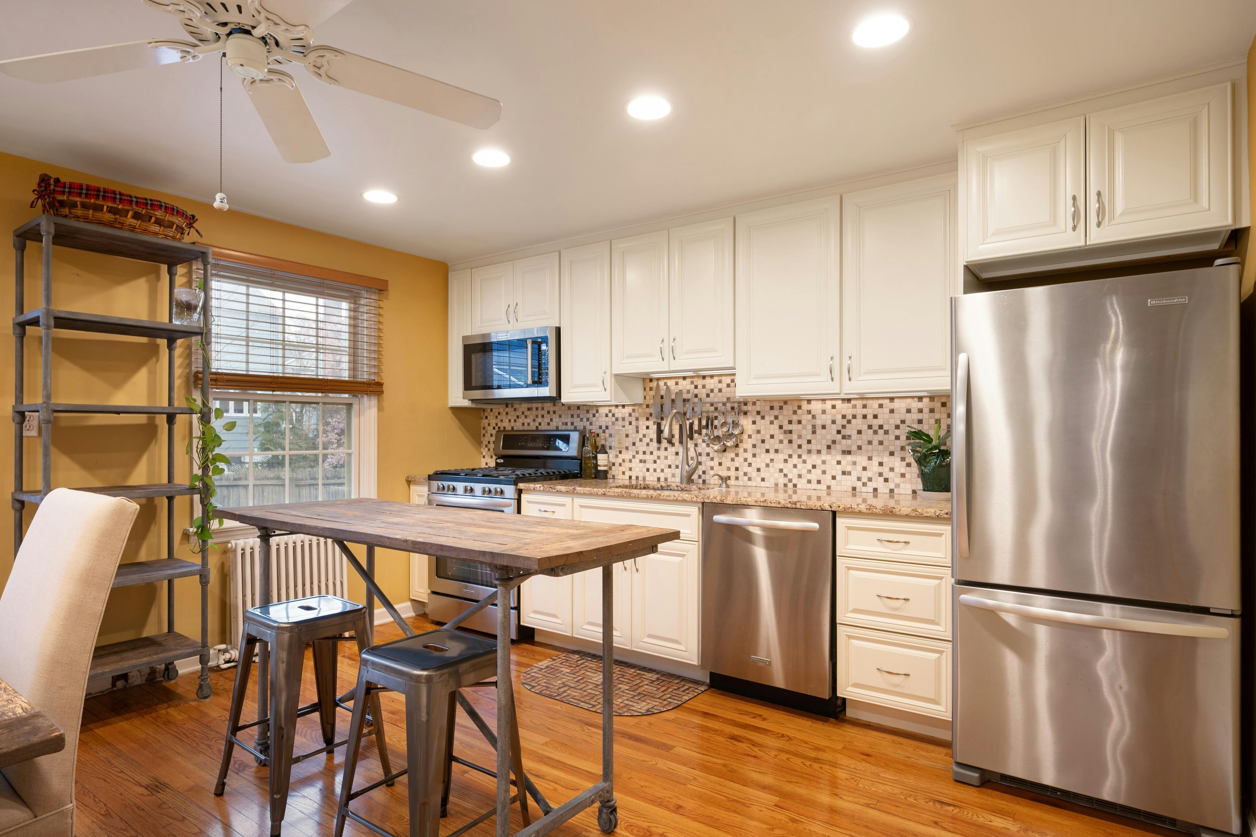 380 Main Street, Unit 11 