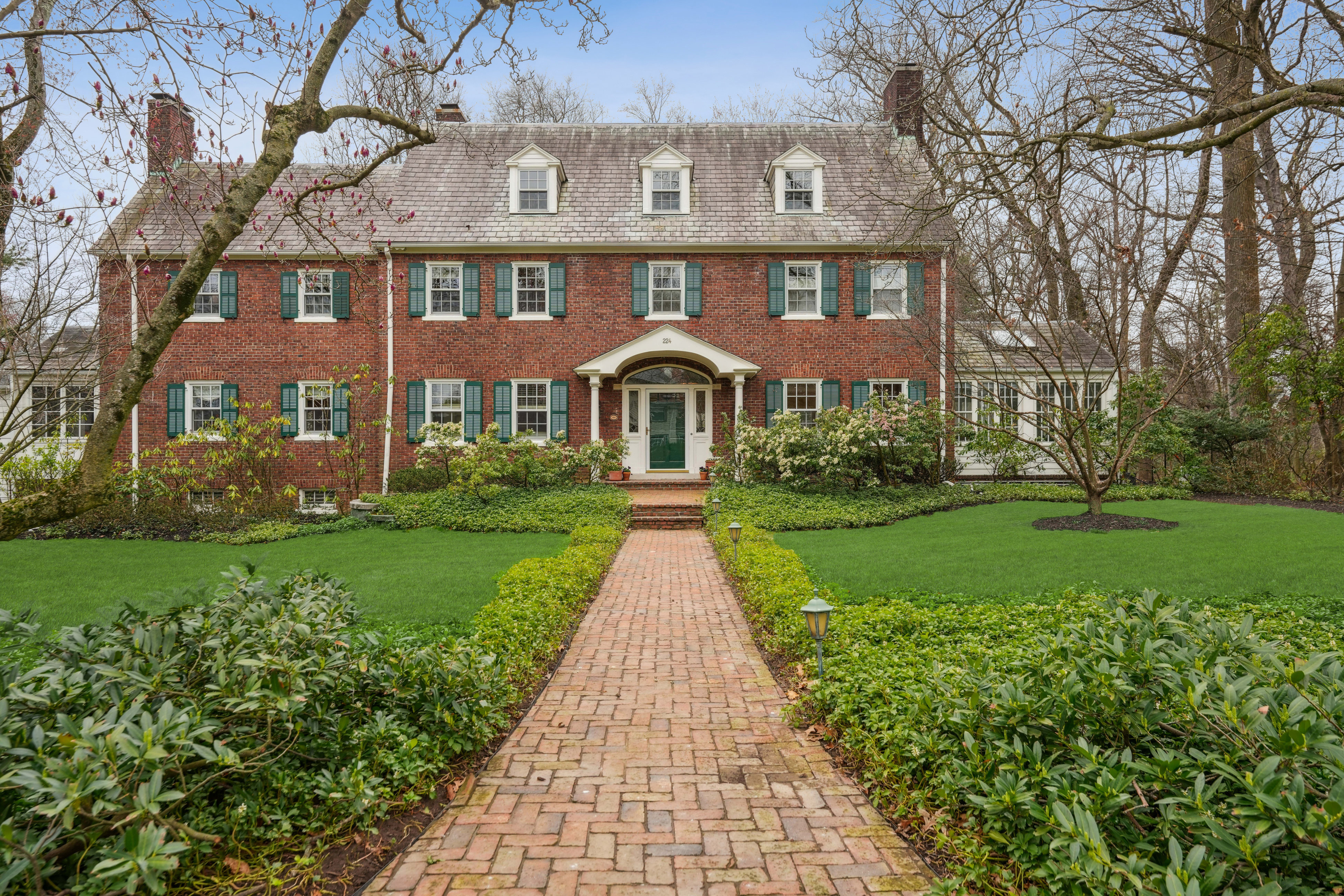 224 Warwick Avenue 