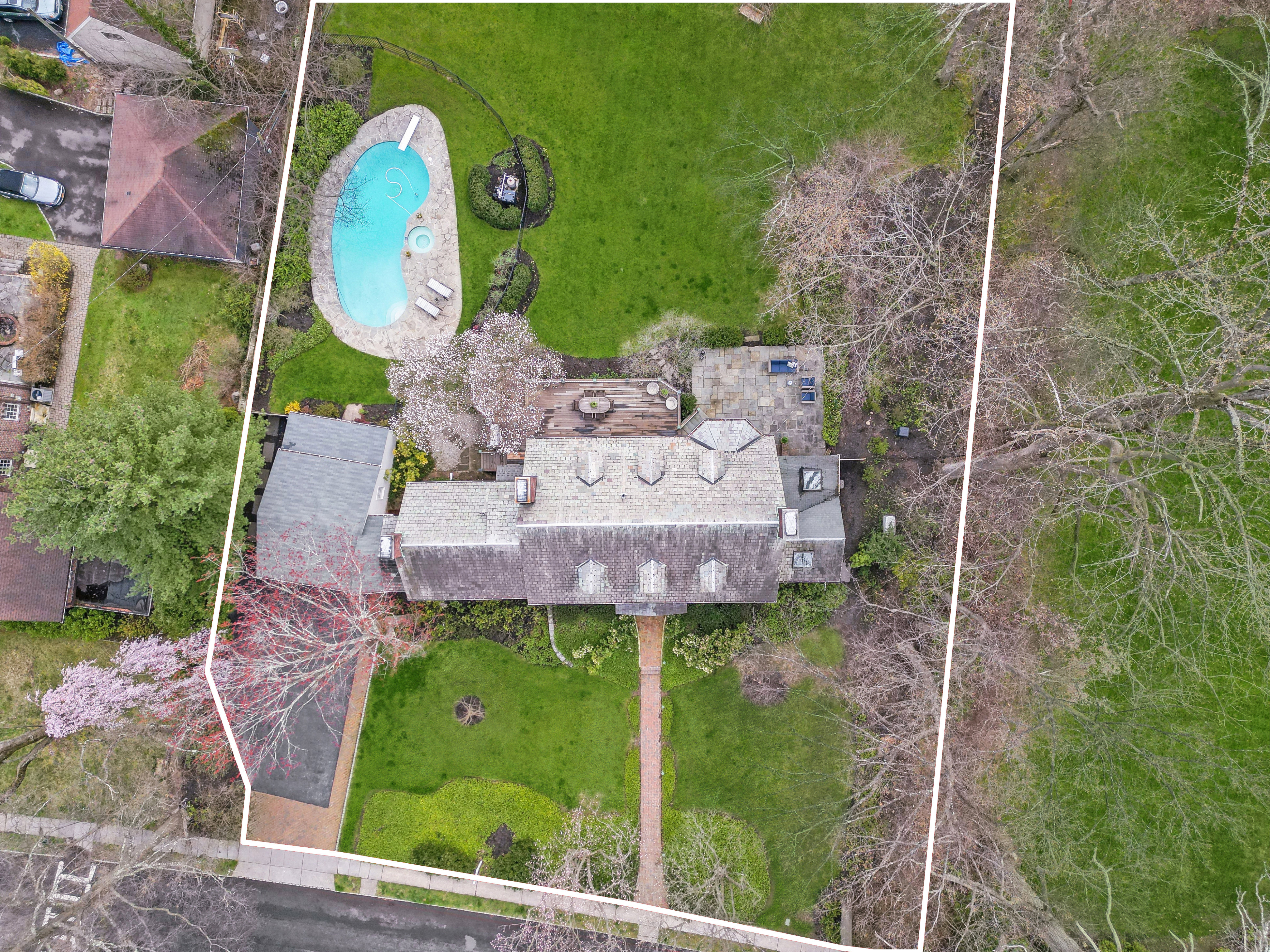 224 Warwick Avenue 