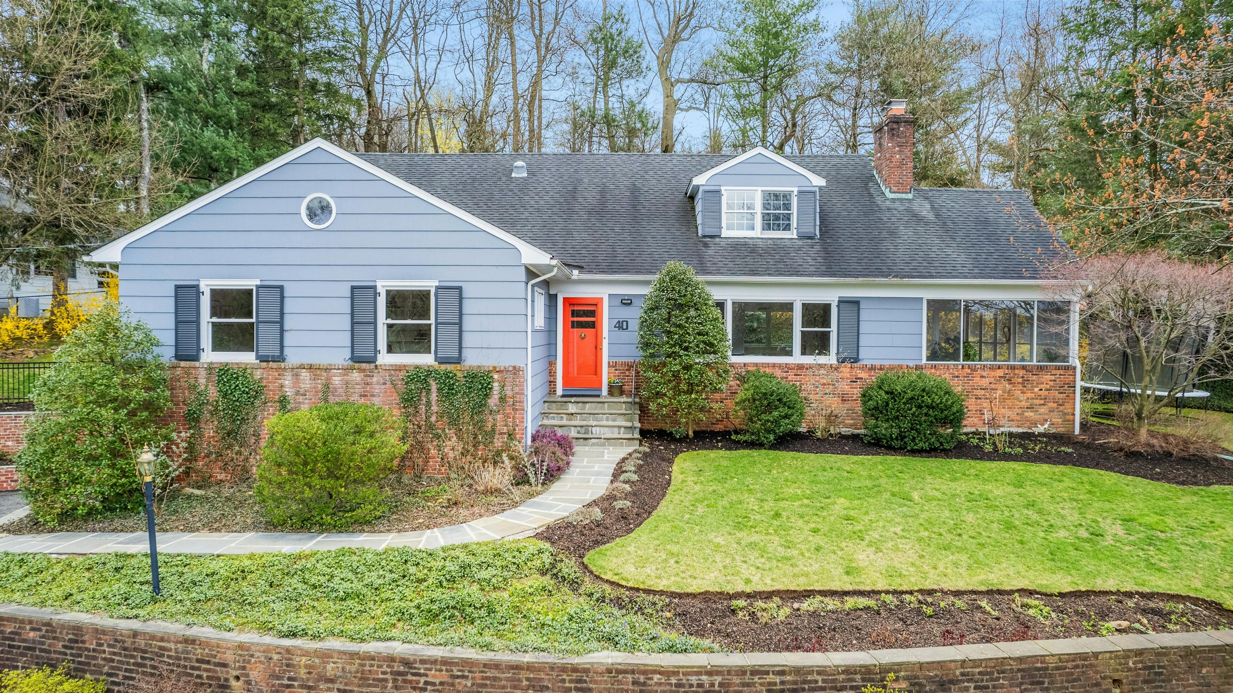 40 Twombly Drive 