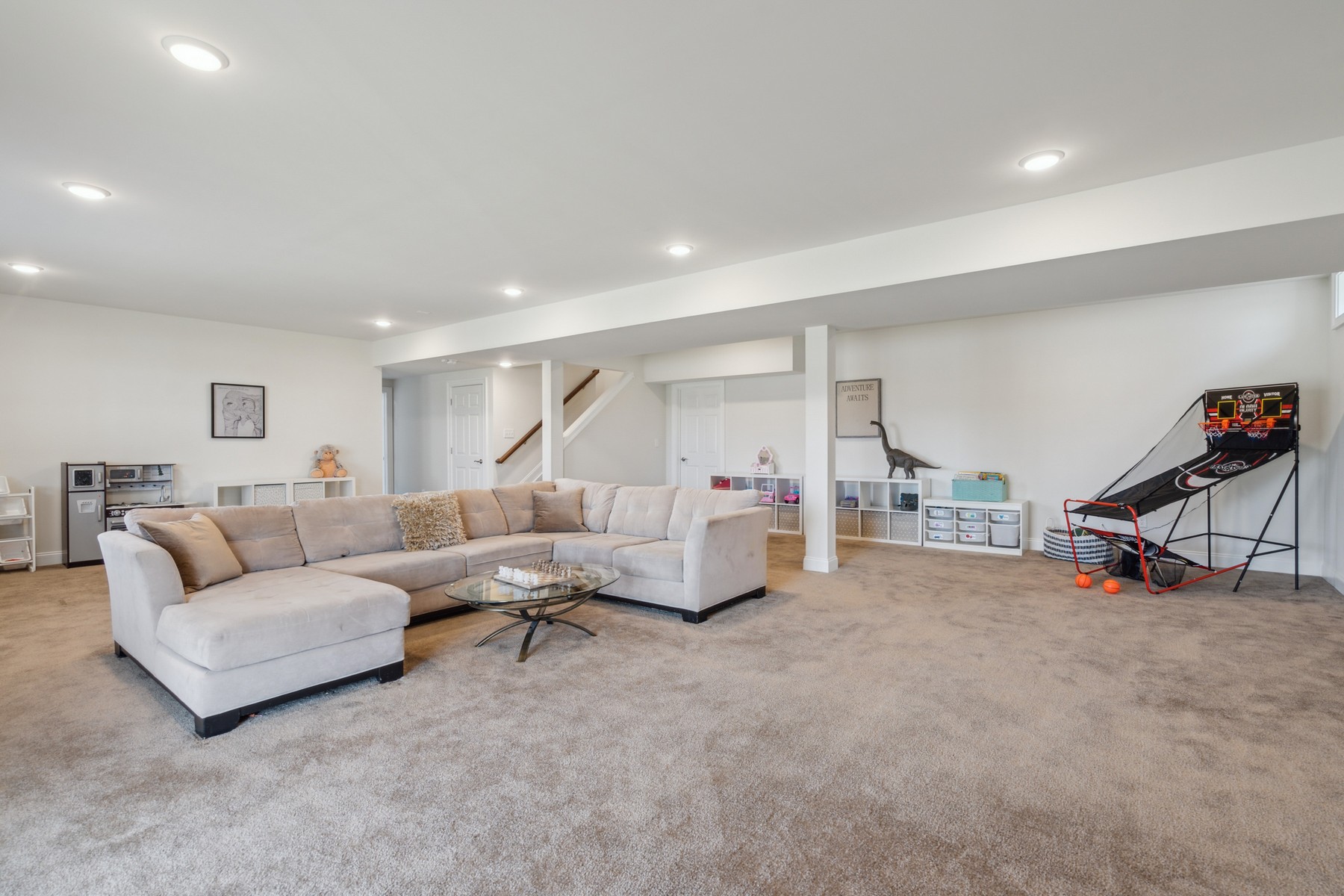 9 Hilltop Dr 