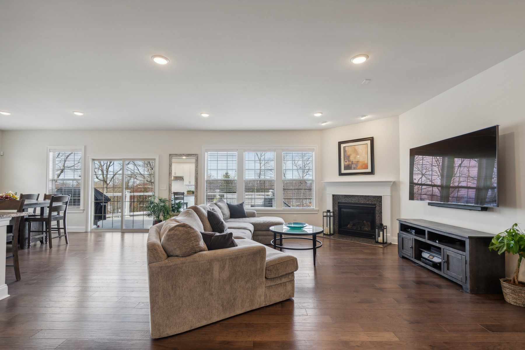 9 Hilltop Dr 
