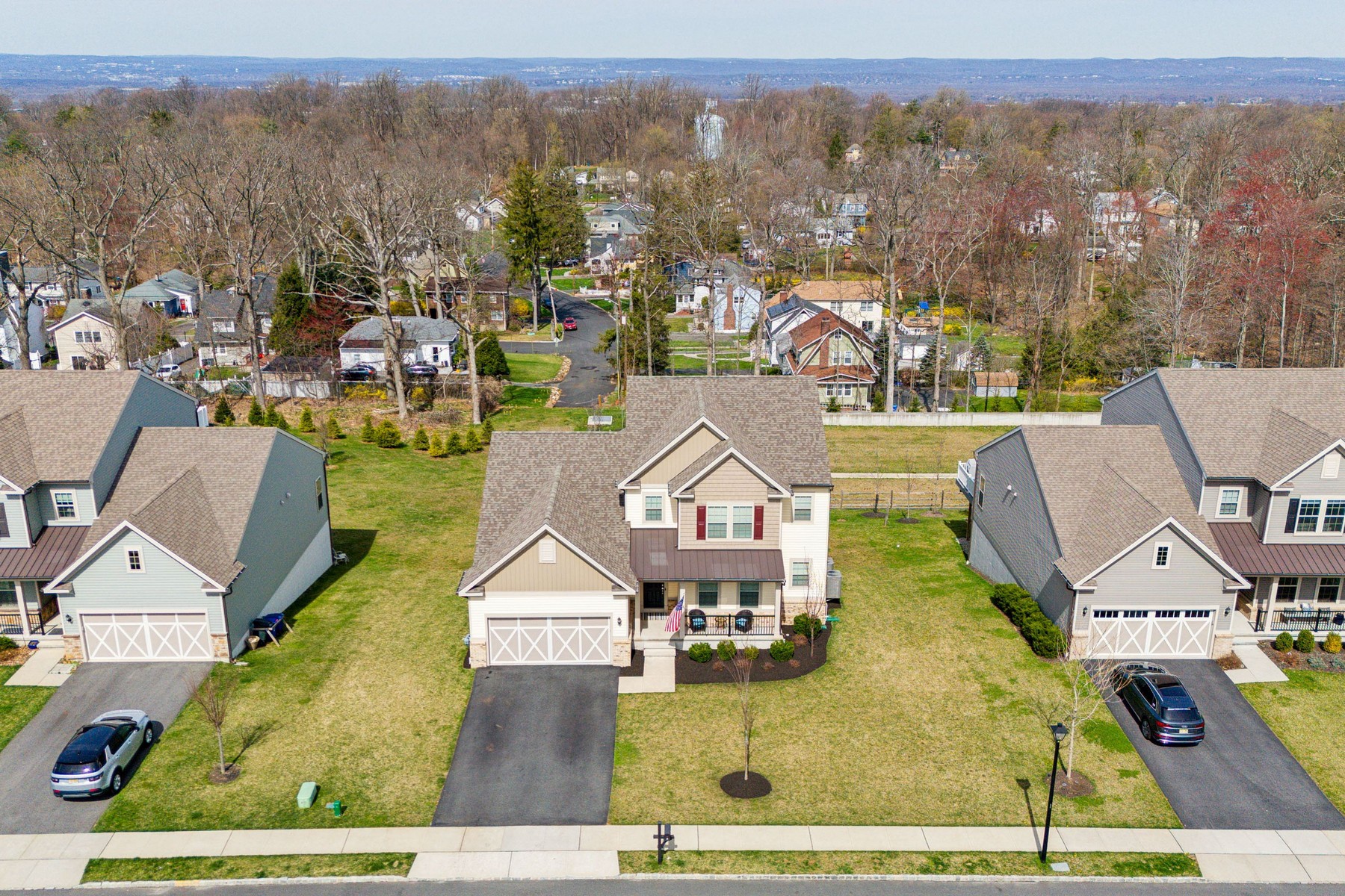 9 Hilltop Dr 