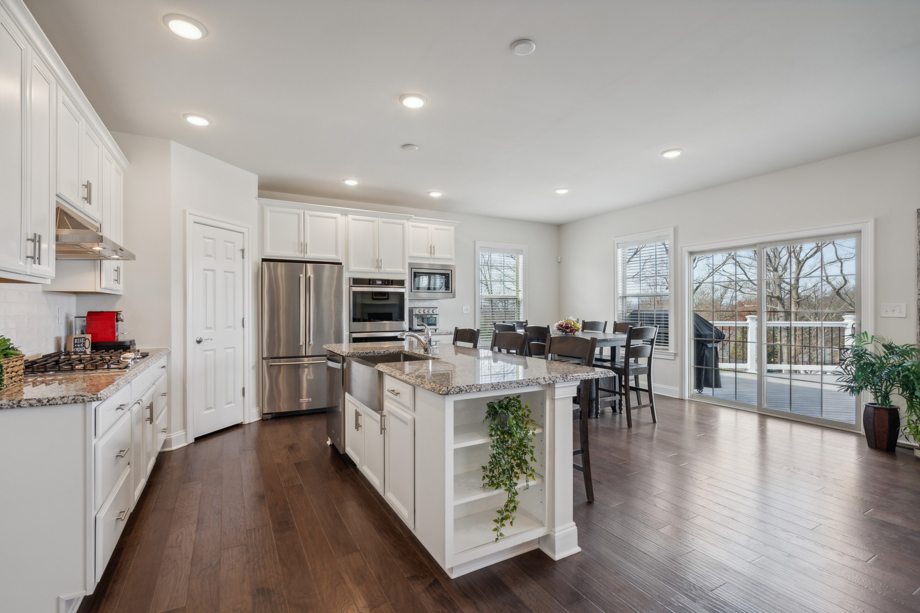 9 Hilltop Dr 