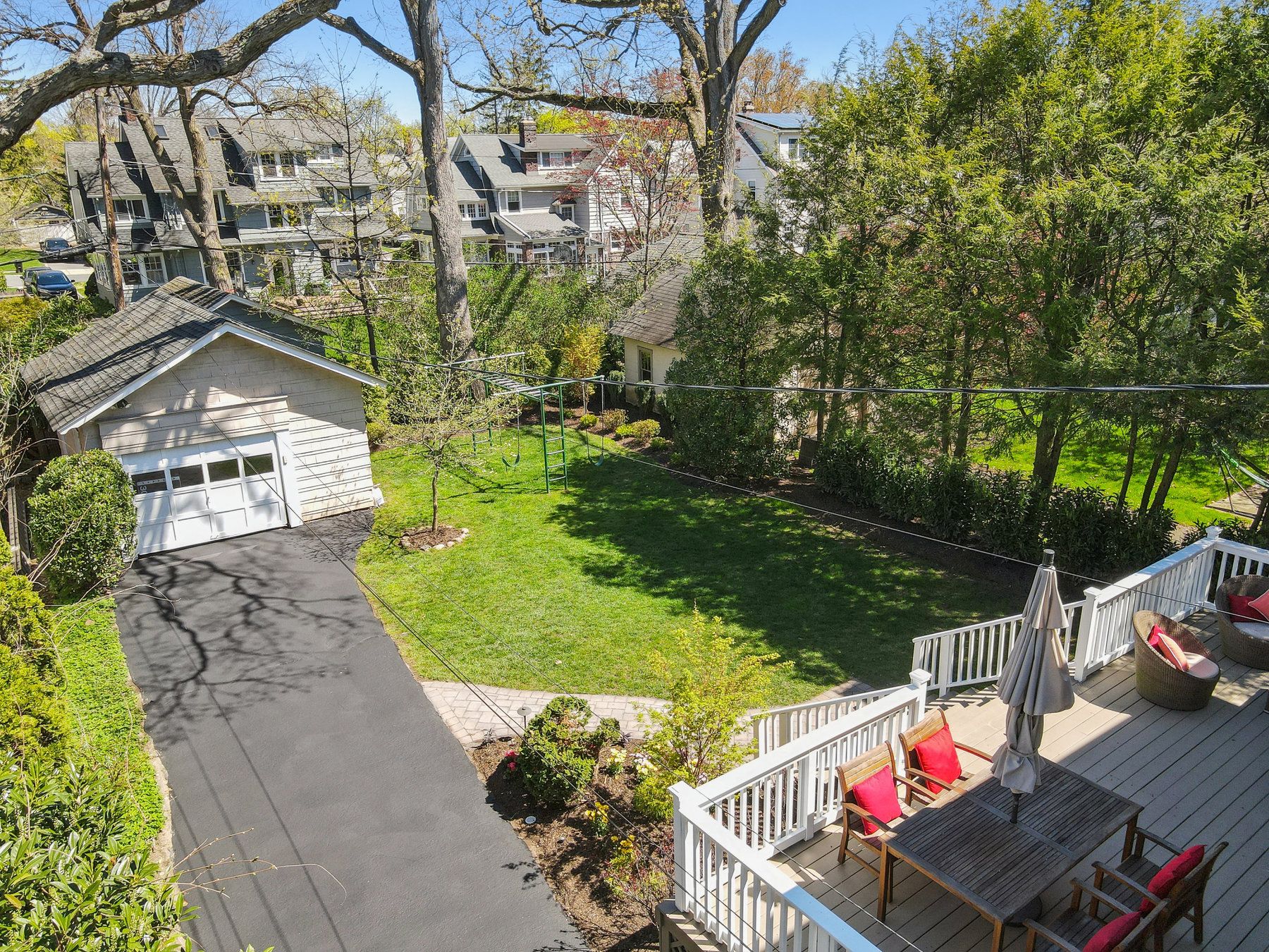 125 Gordonhurst Ave 