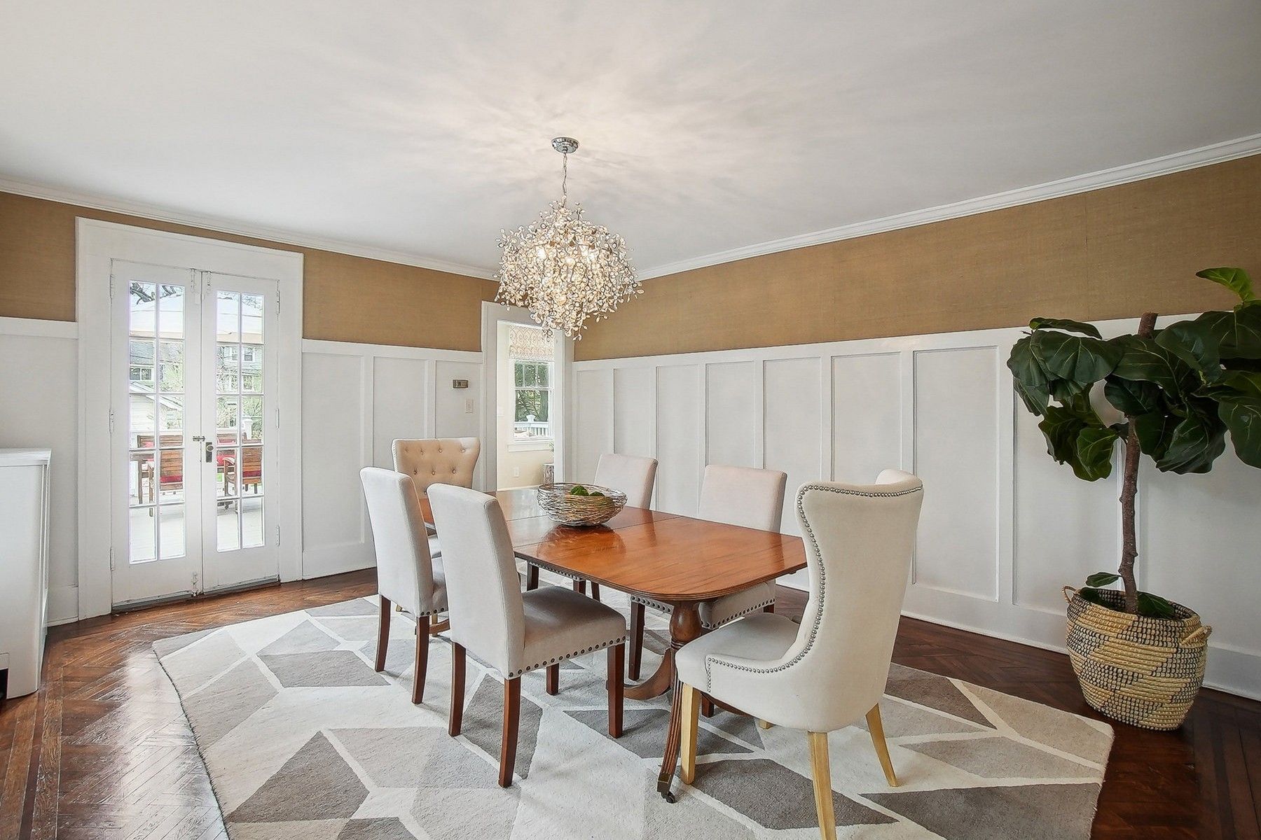 125 Gordonhurst Ave 